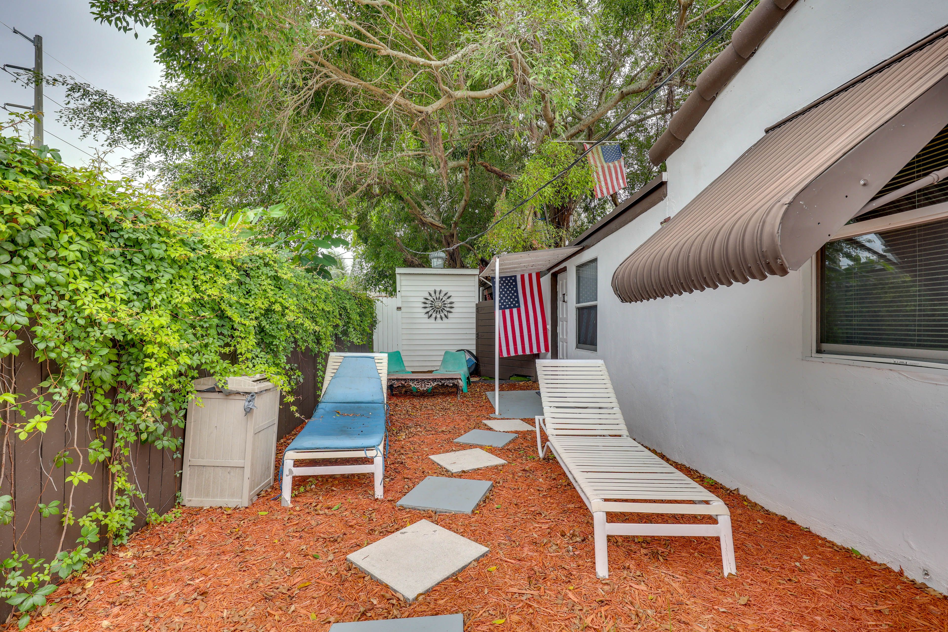 Hollywood Vacation Rental | Studio | 1BA | 700 Sq Ft | Step-Free Entry