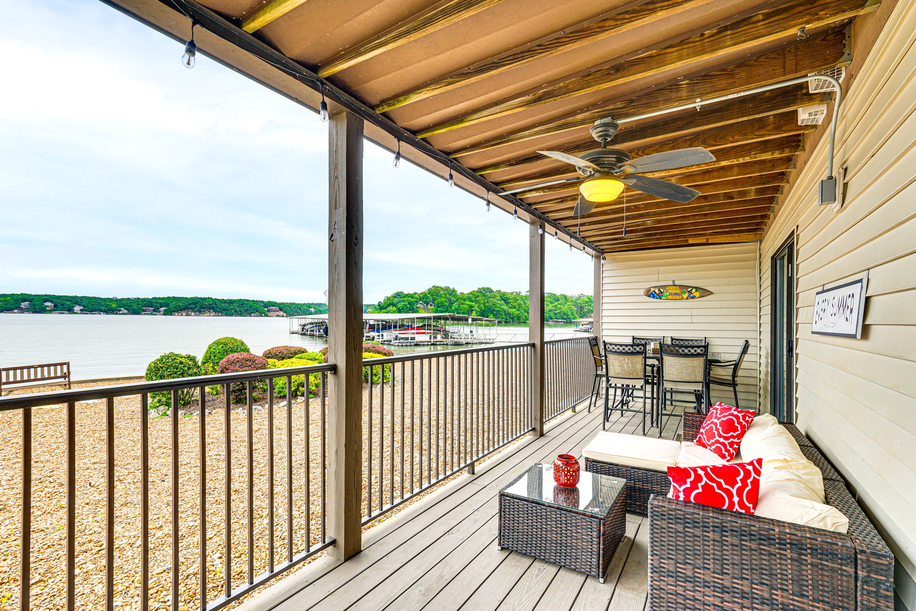 Osage Beach Vacation Rental | 2BR | 1BA | 780 Sq Ft | Stairs to Enter