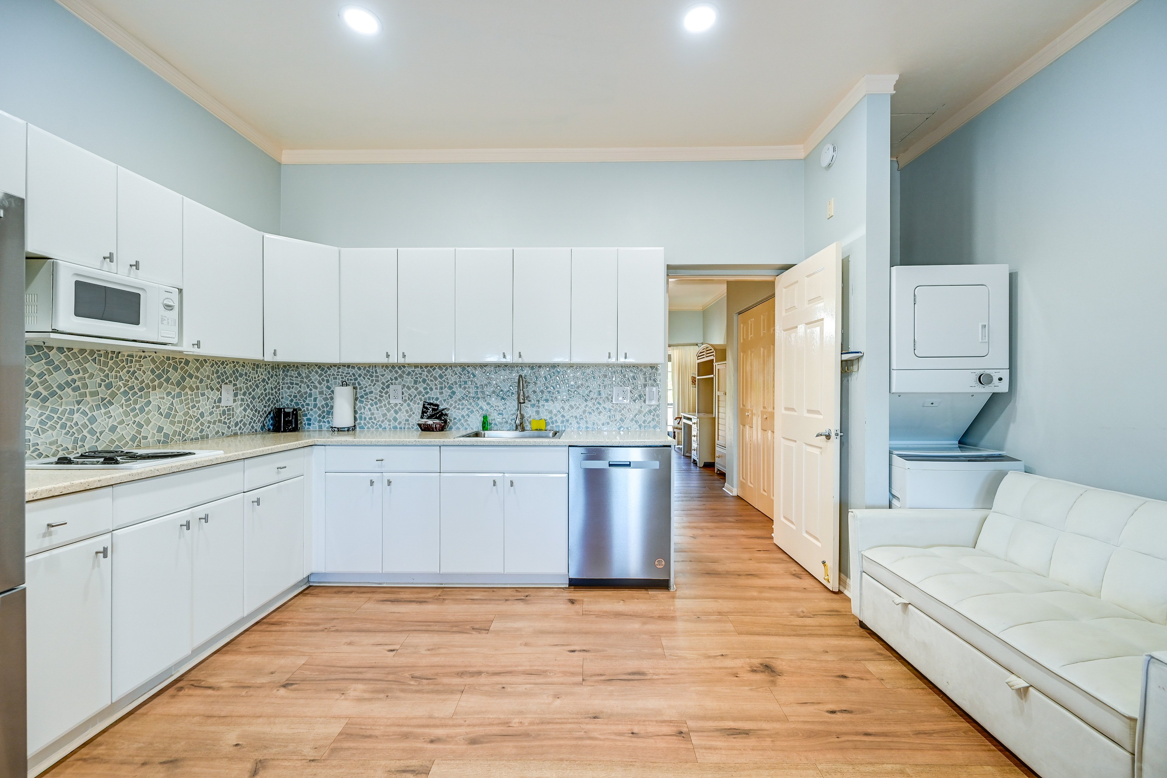 Kitchen | Toaster | In-Unit Laundry | Trash Bags & Paper Towels