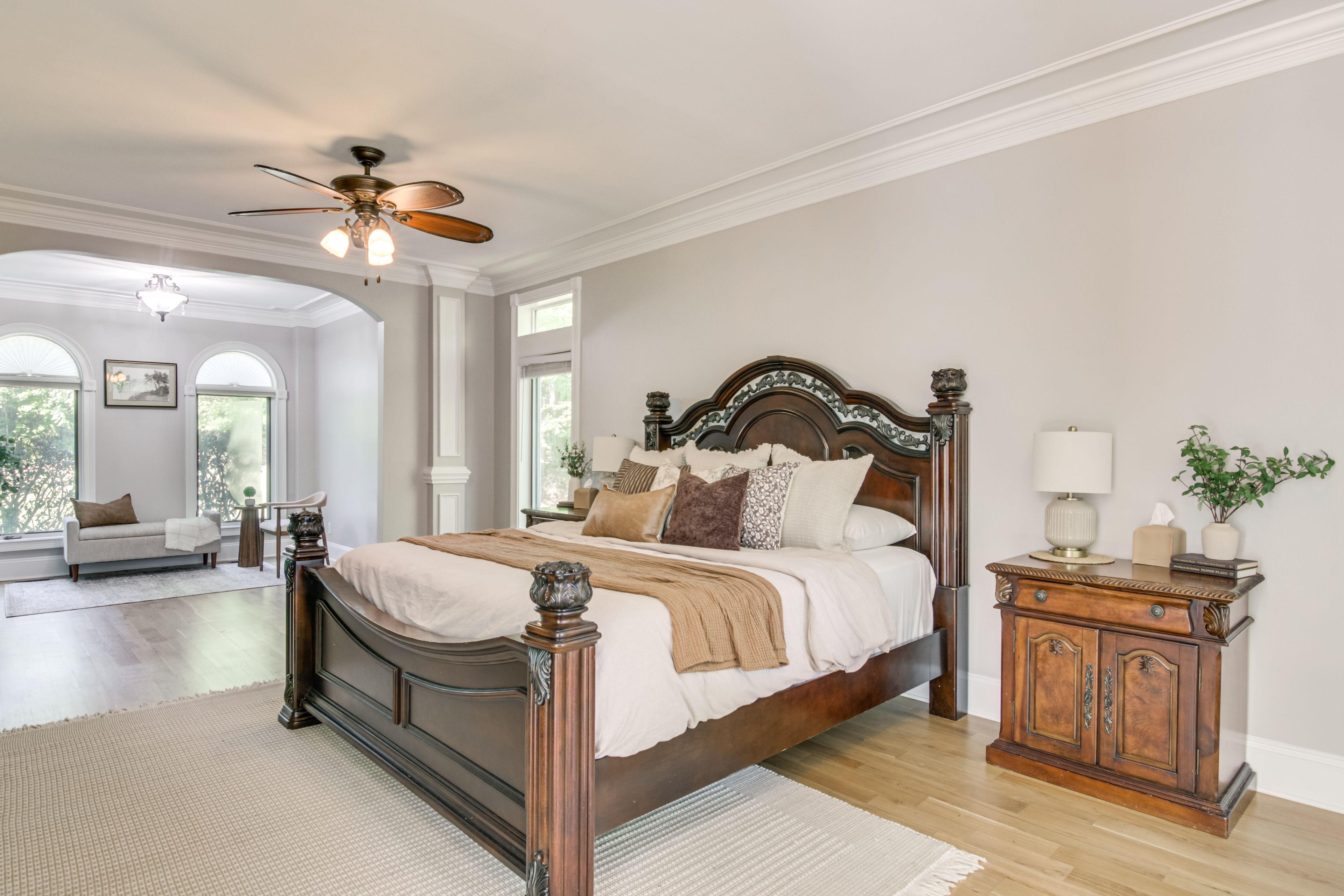 Bedroom | 1st Floor | King Bed | Sitting Area | Walk-In Closet