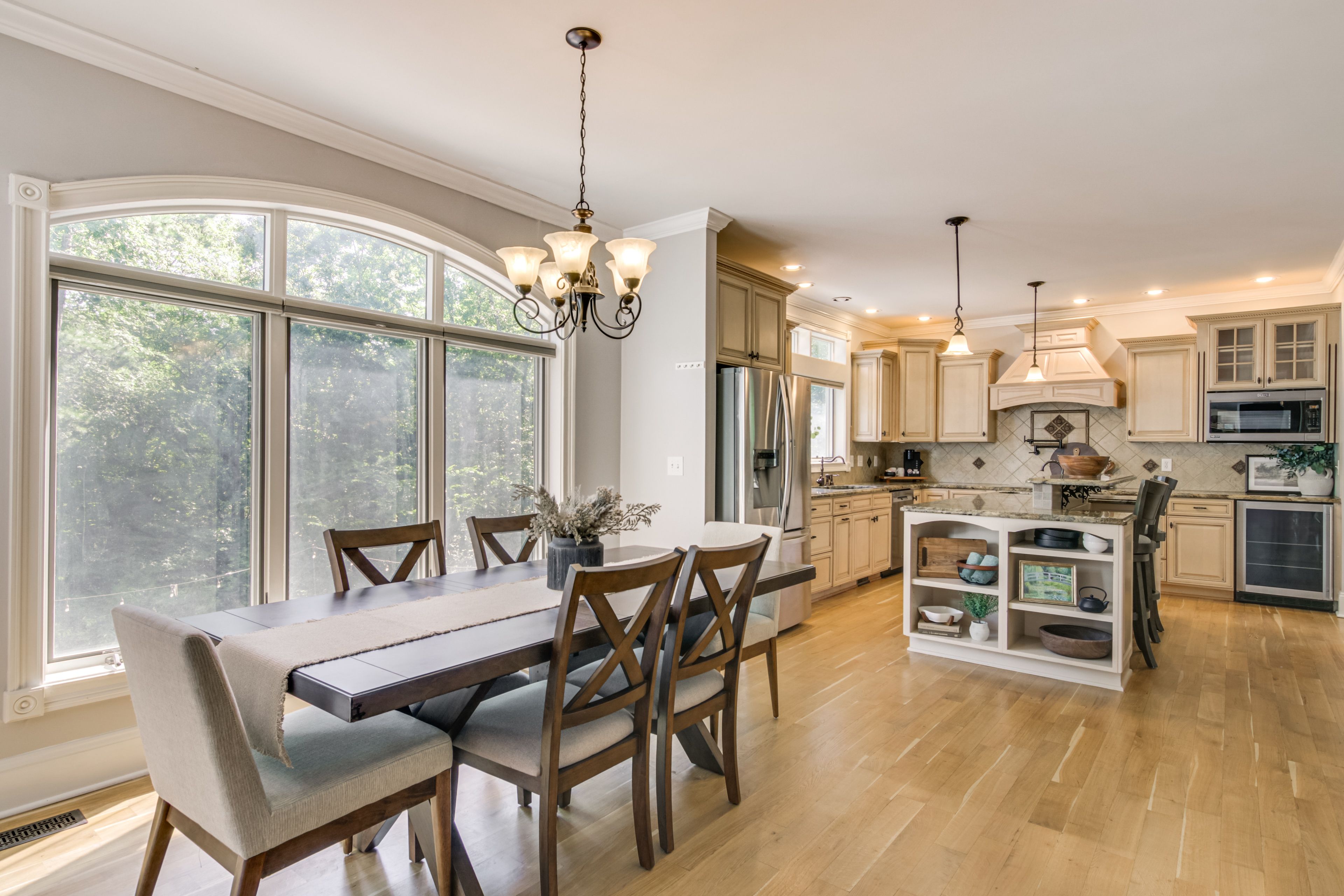 Dining Area | 1st Floor