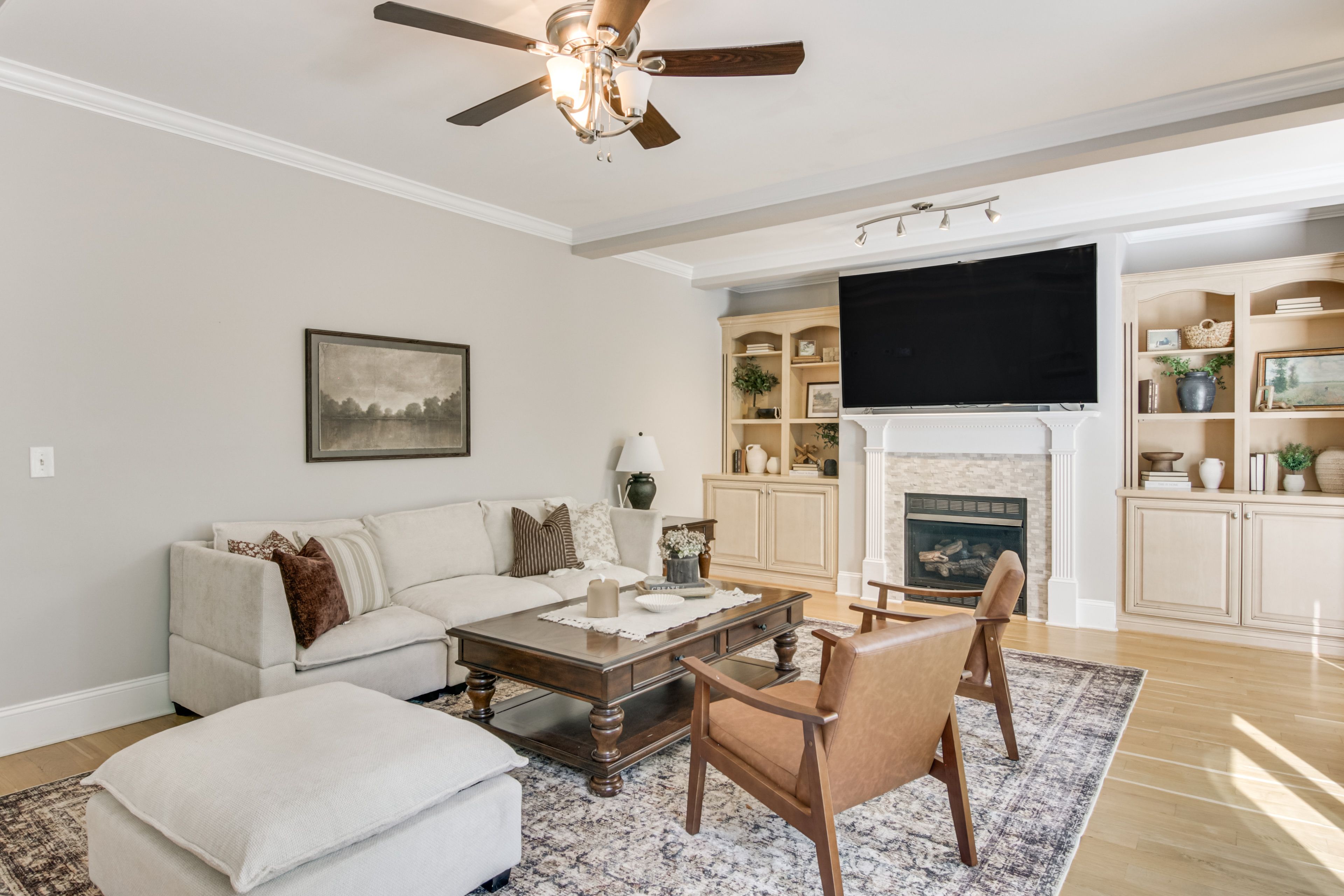 Living Room | 1st Floor | Gas Fireplace | Smart TV | Central A/C & Heating
