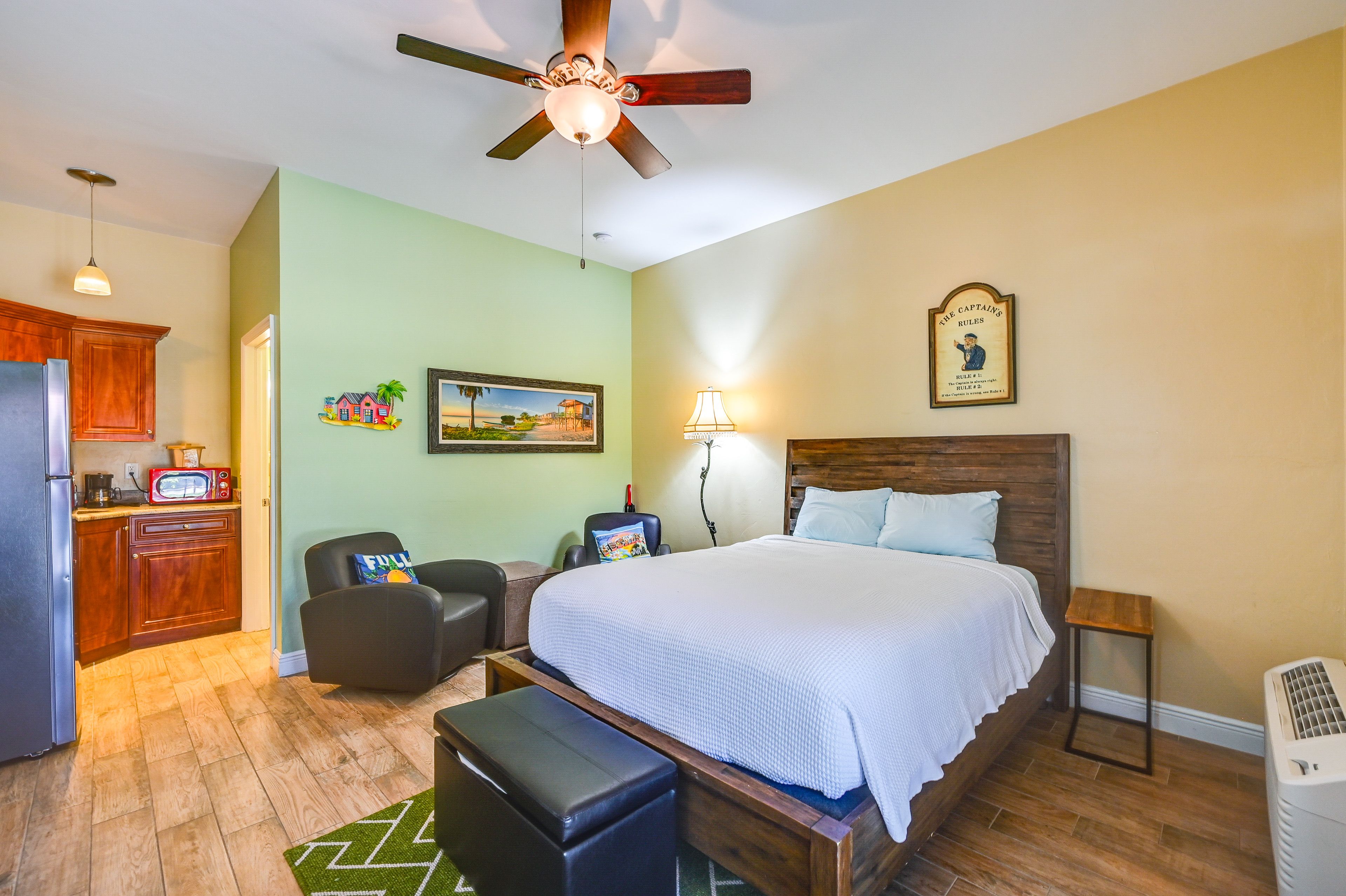 Studio | Queen Bed | Free WiFi | Window A/C Unit | Central Heat