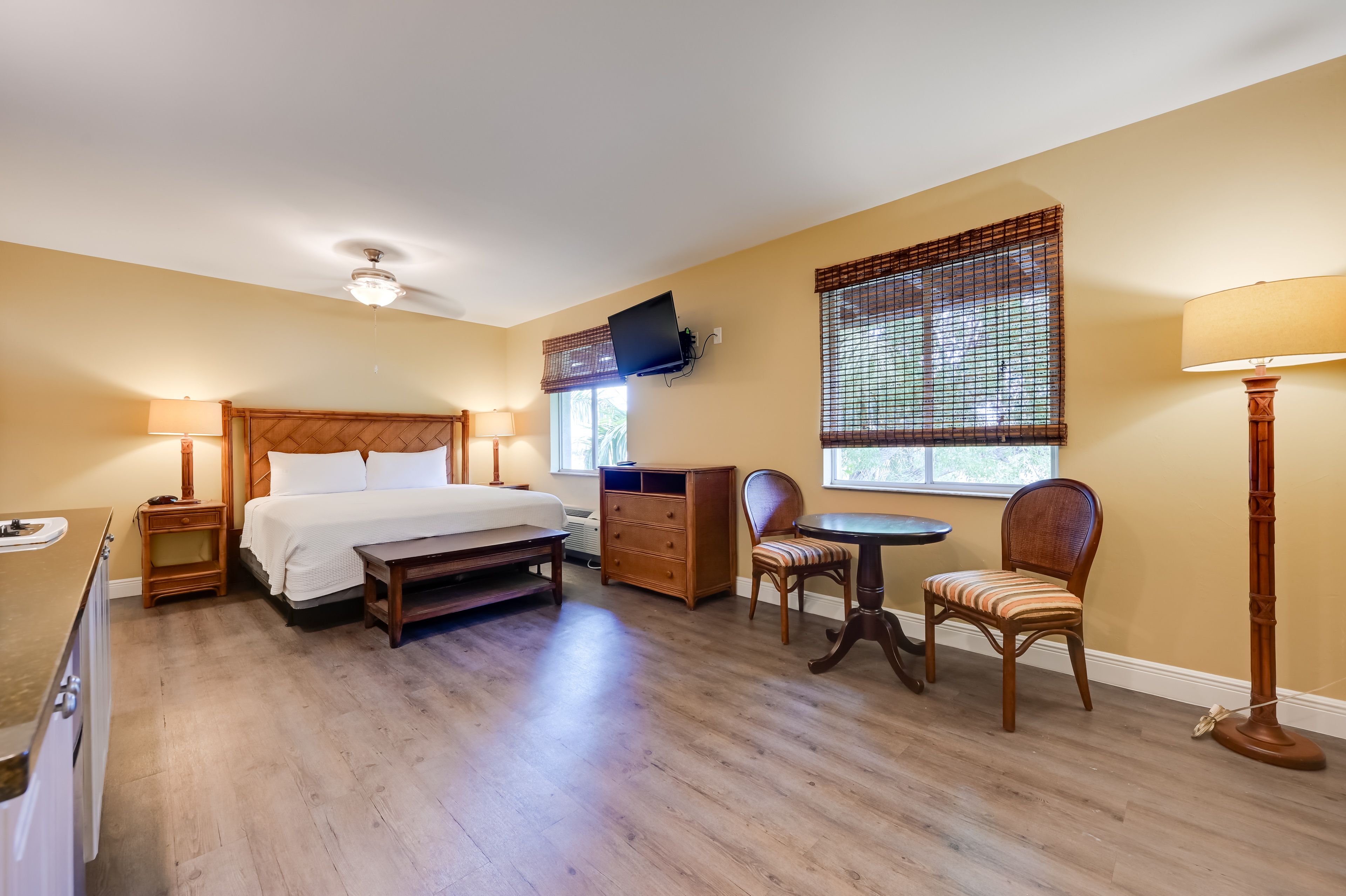 Studio | Free WiFi | Window A/C Unit | Central Heat