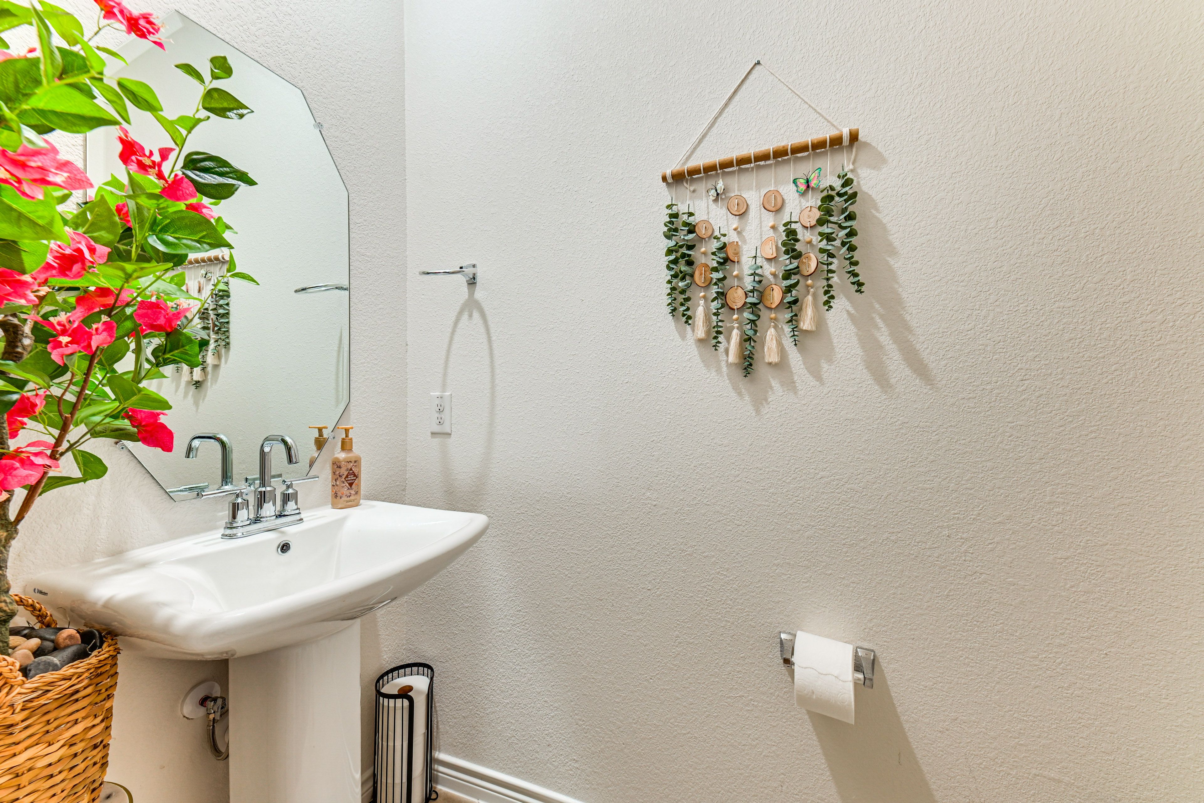 Half Bathroom | 1st Floor