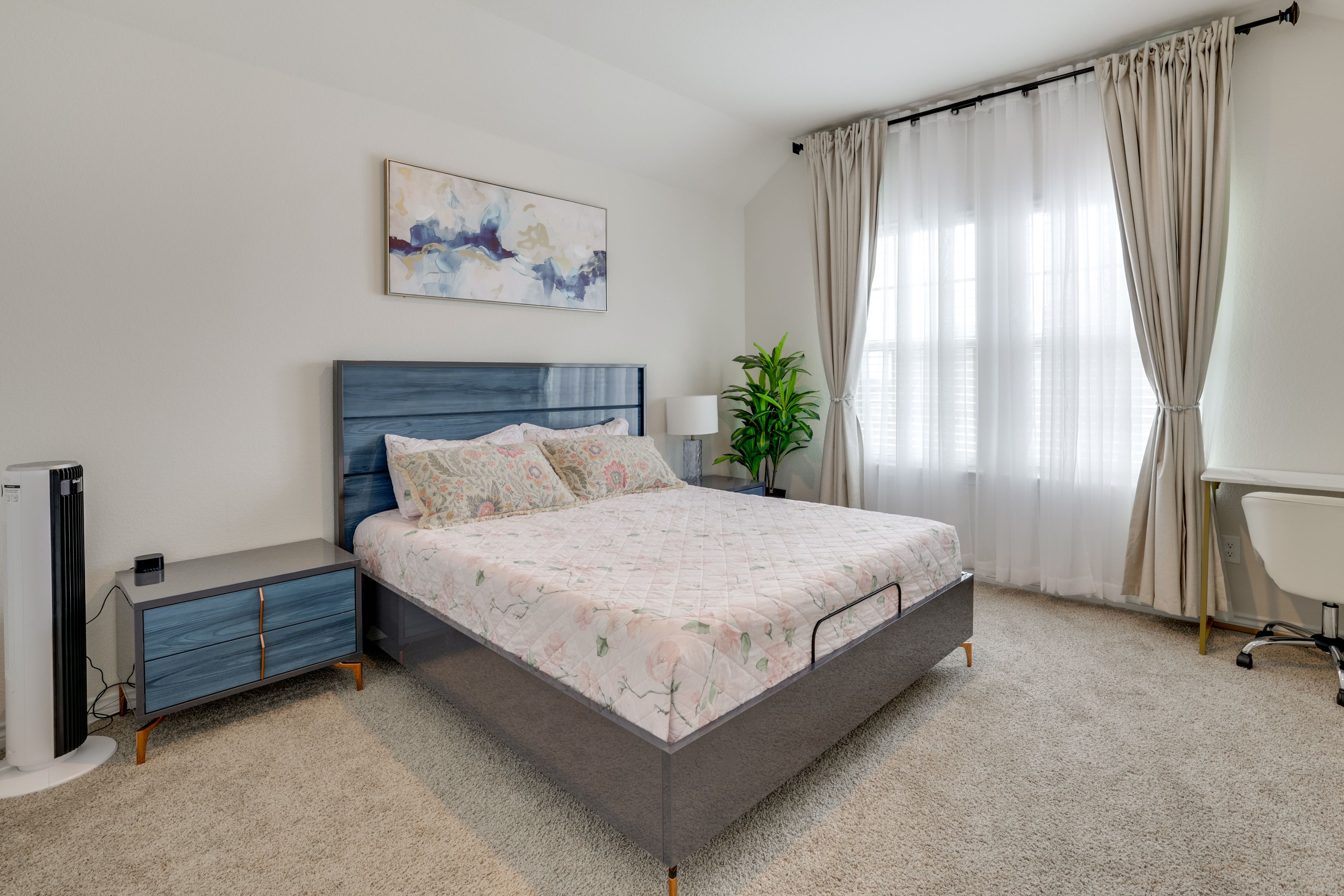 Bedroom 2 | 2nd Floor | Queen Bed | Laptop-Friendly Workspace