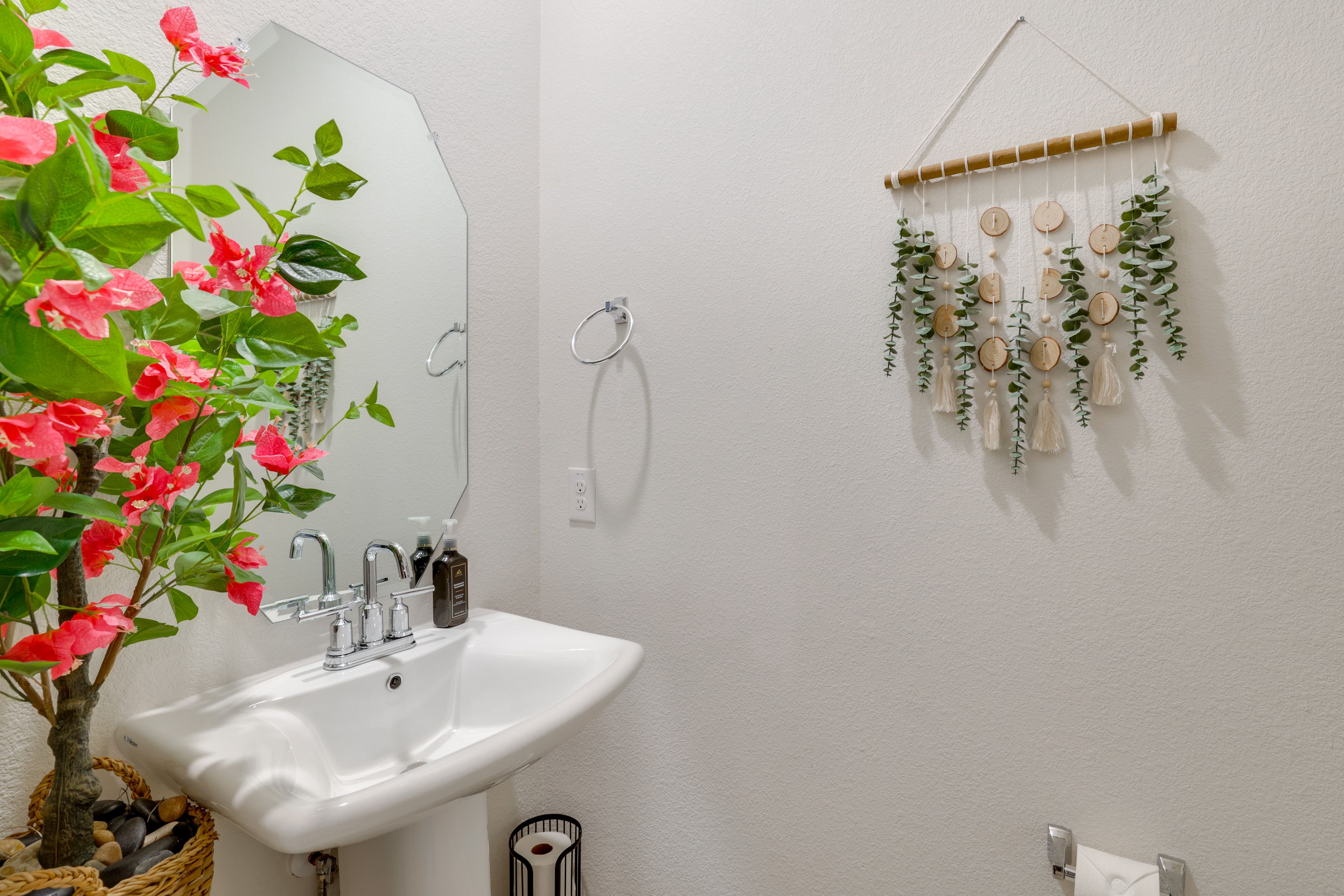 Half Bathroom | 1st Floor