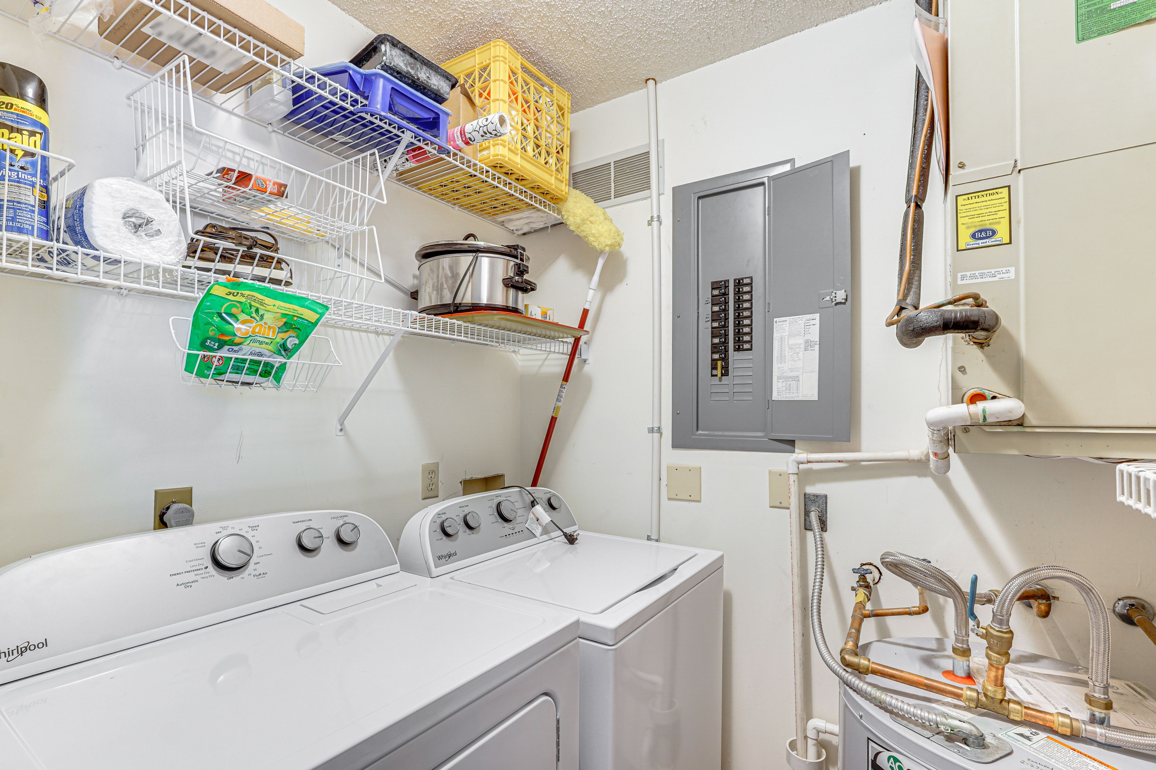 Laundry Area | Washer/Dryer