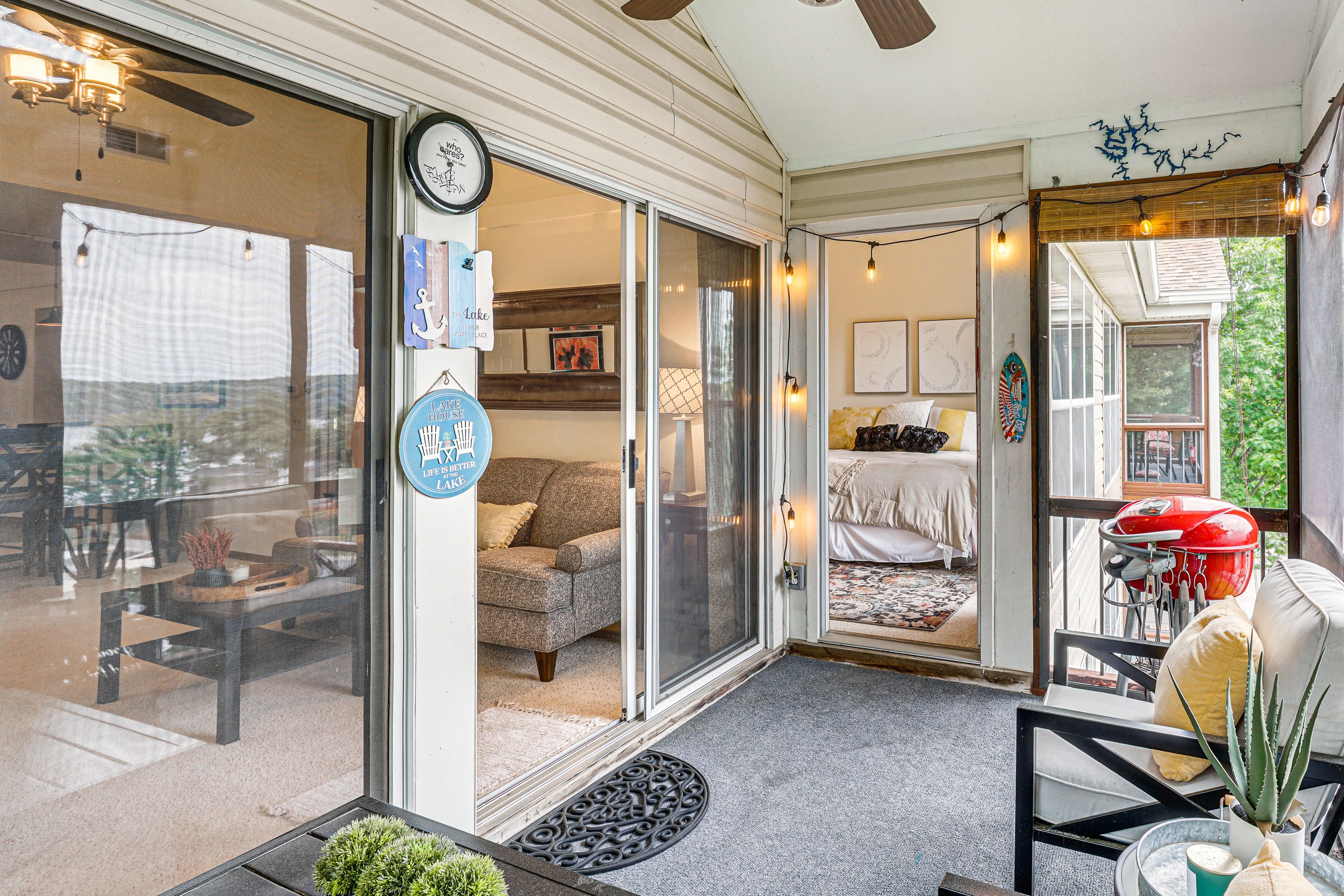 Screened-In Porch | Grill | Lounge Furniture