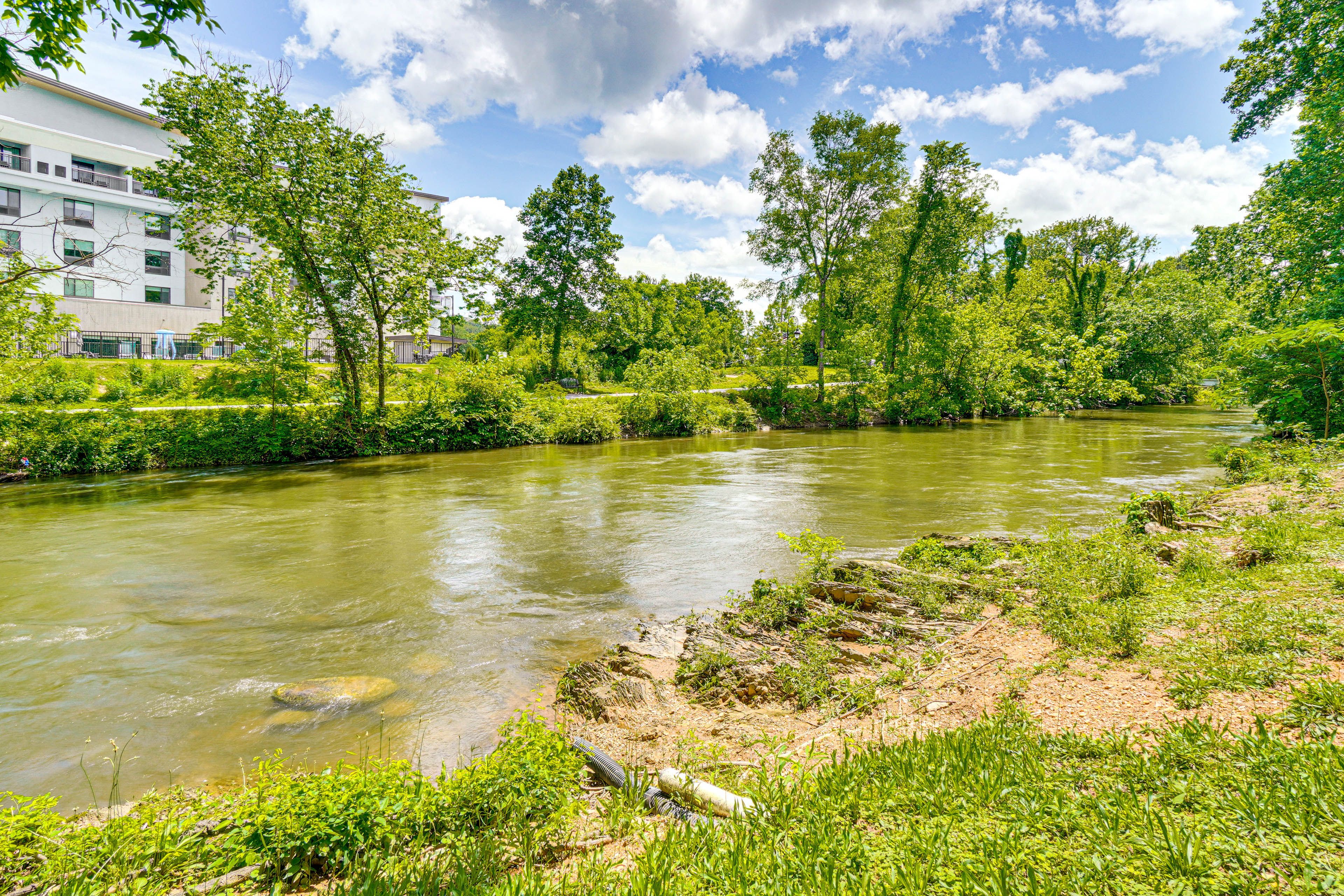 River Place Condos 2 | River On-Site