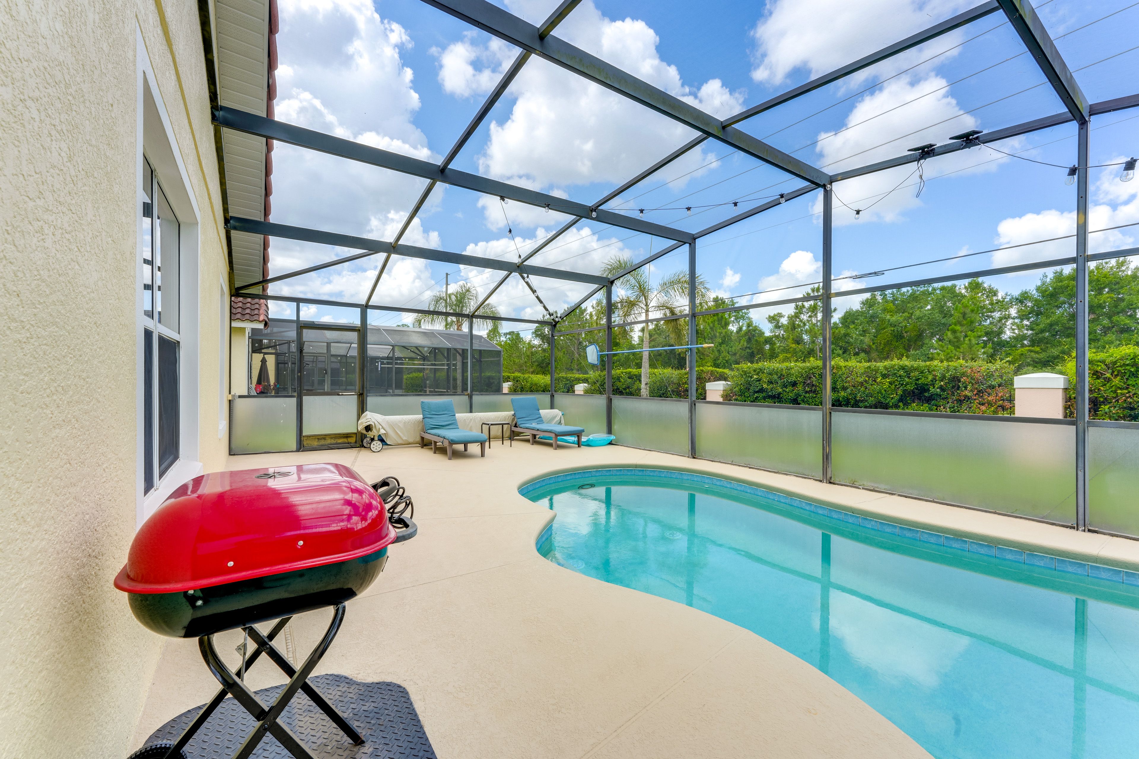 Private Lanai & Pool | Charcoal Grill