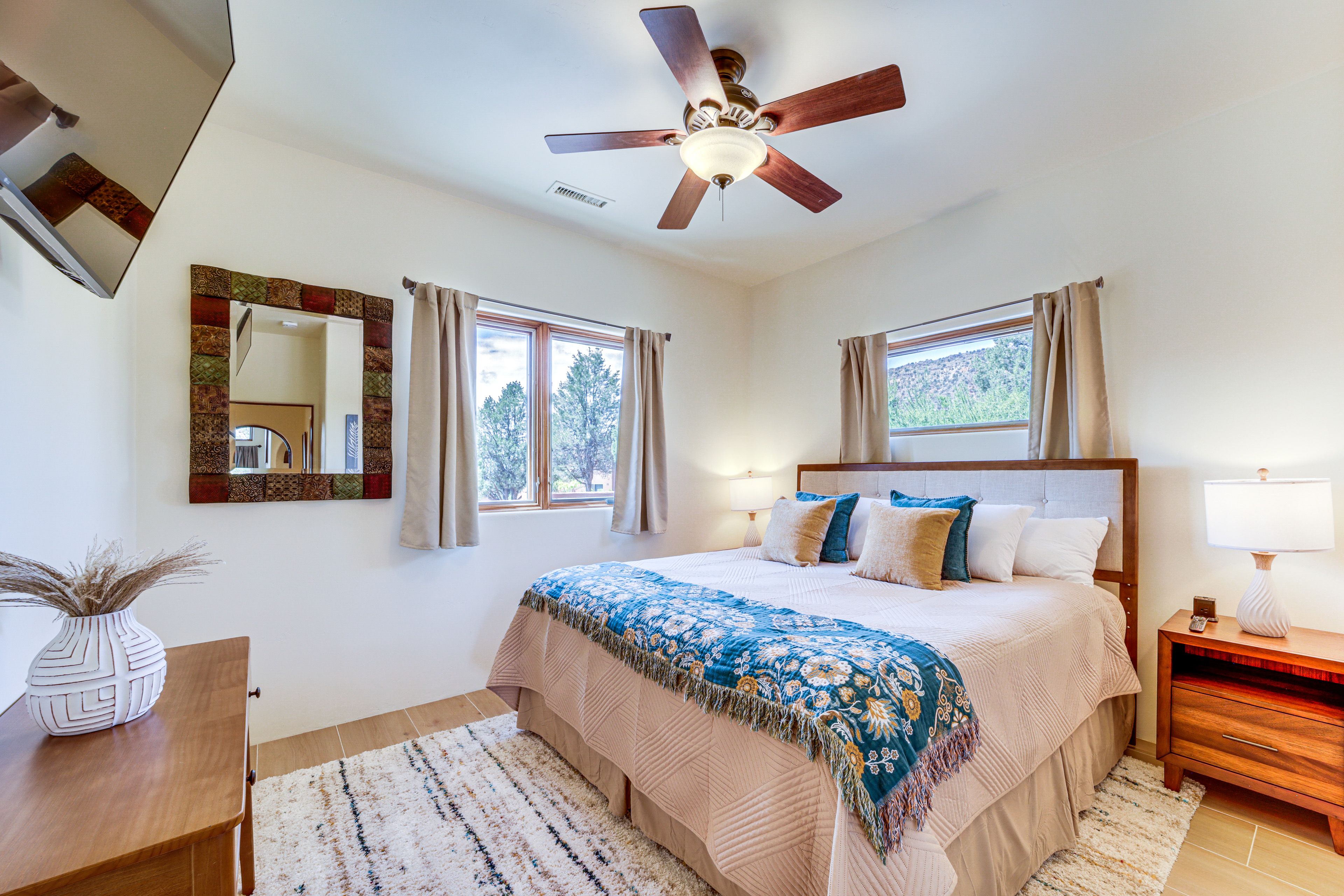 Bedroom 3 | King Bed