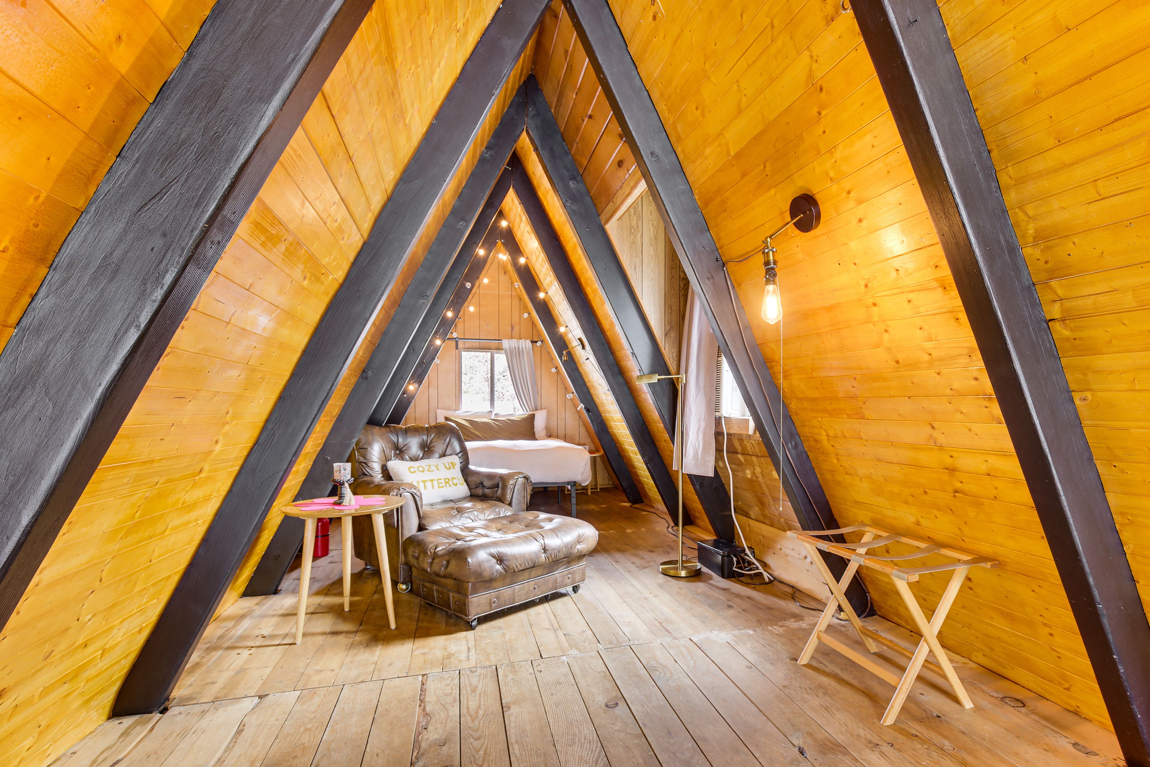 Loft | 2nd Floor | Full Bed | Seating