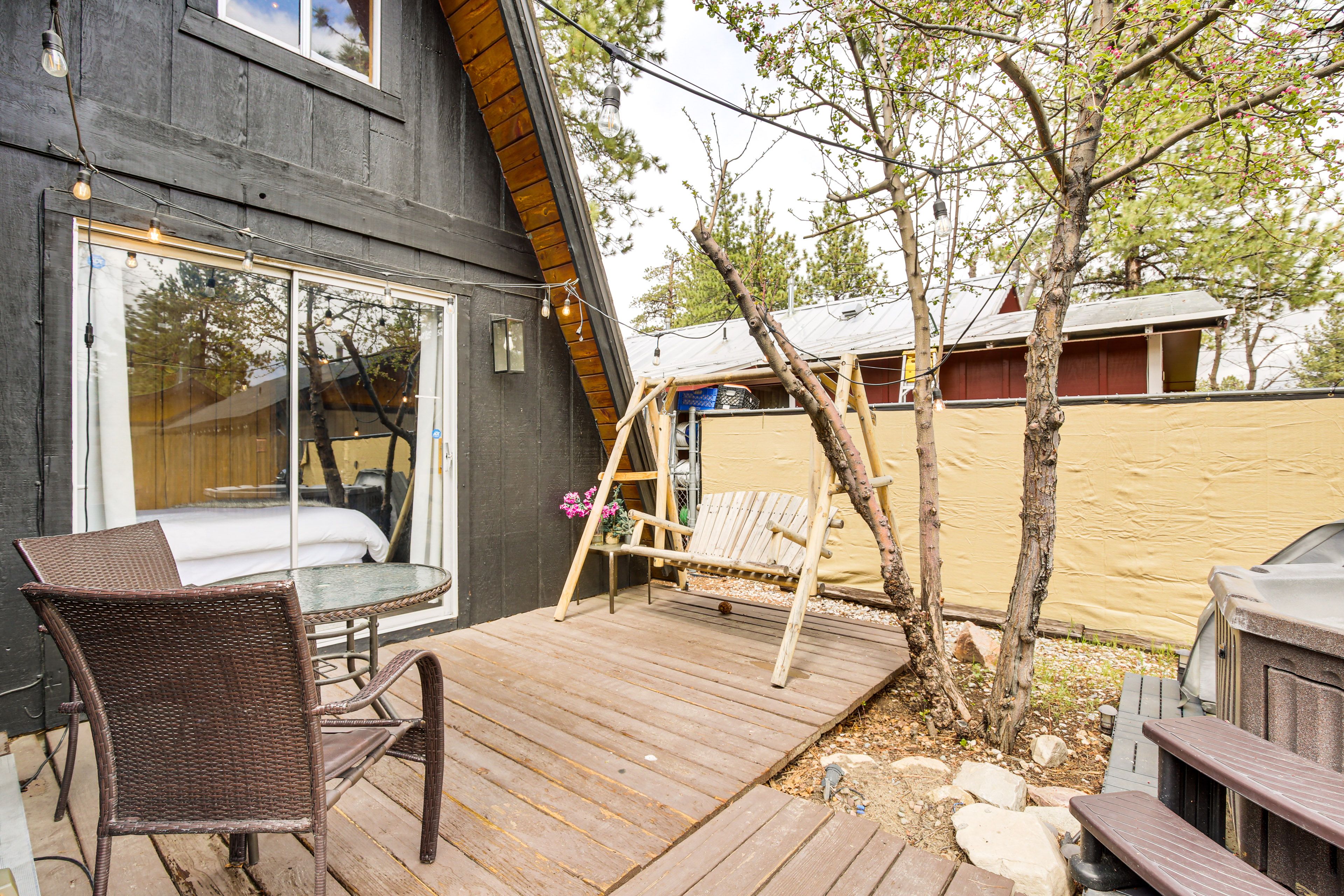 Deck | Dining Area | Swing