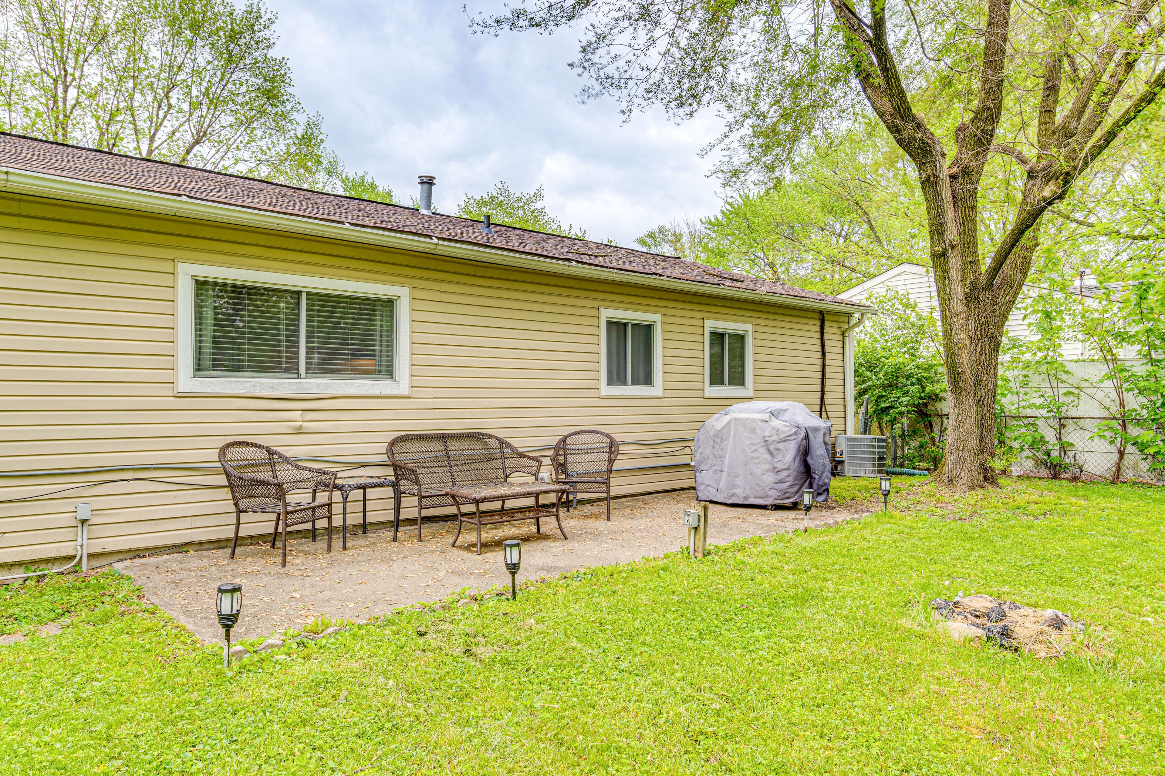 Patio | Grill | Fire Pit | Outdoor Seating
