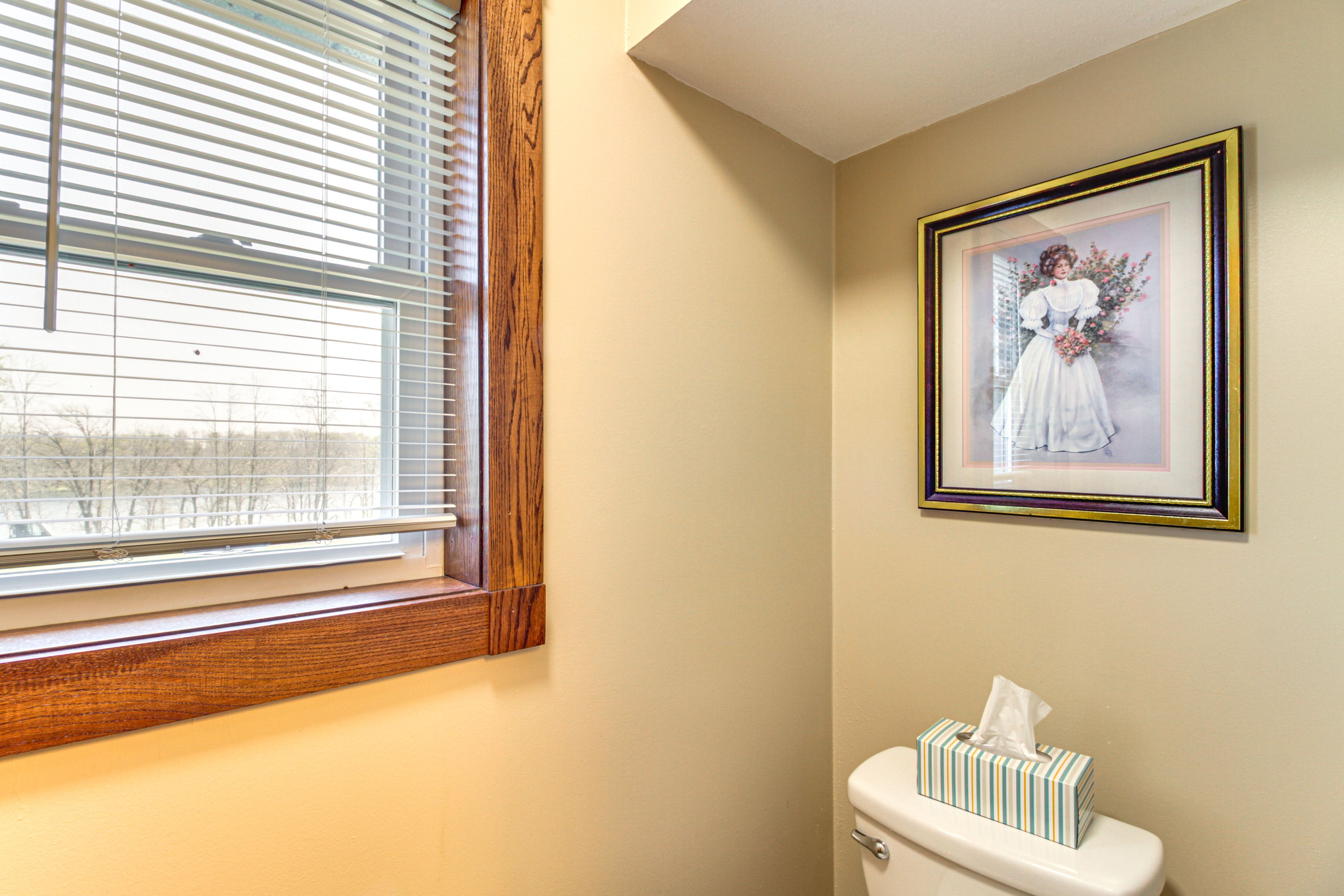 Half Bathroom | Towels Provided | Complimentary Toiletries