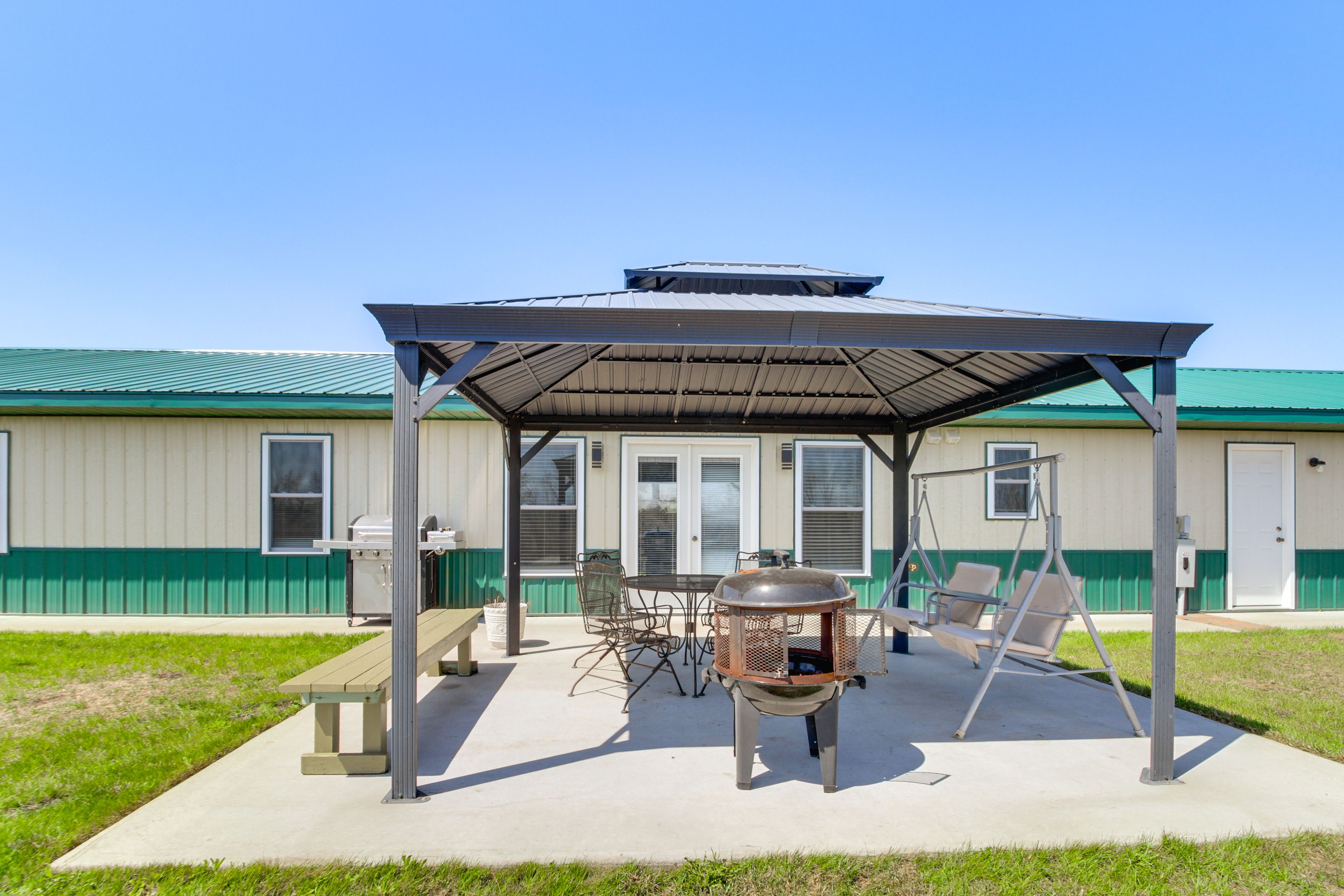 Patio | Gazebo | Gas Grill | Fire Pit | Outdoor Dining Area | Patio Swing