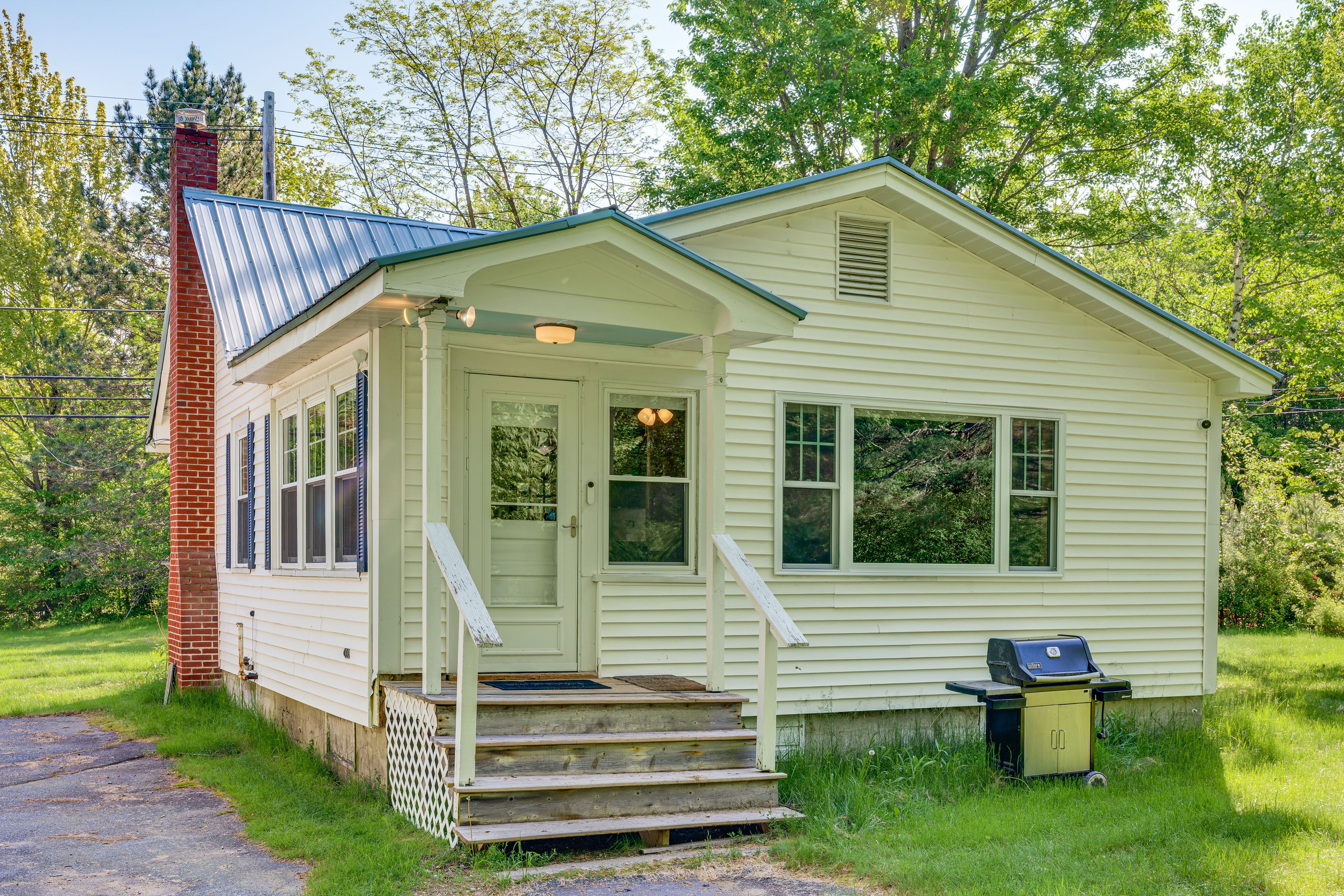 Back Entrance | Gas Grill