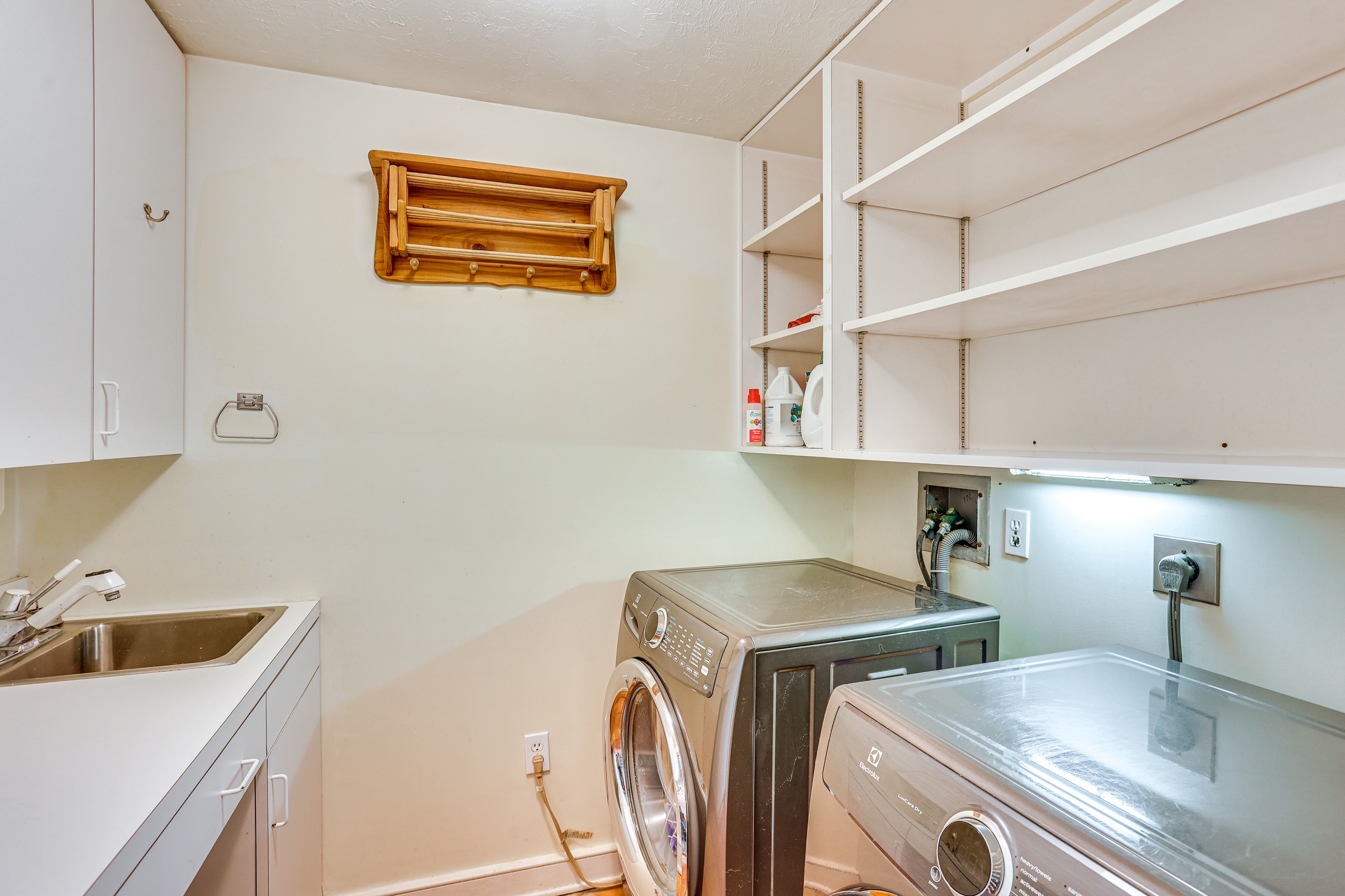 Washer & Dryer | 1st Floor