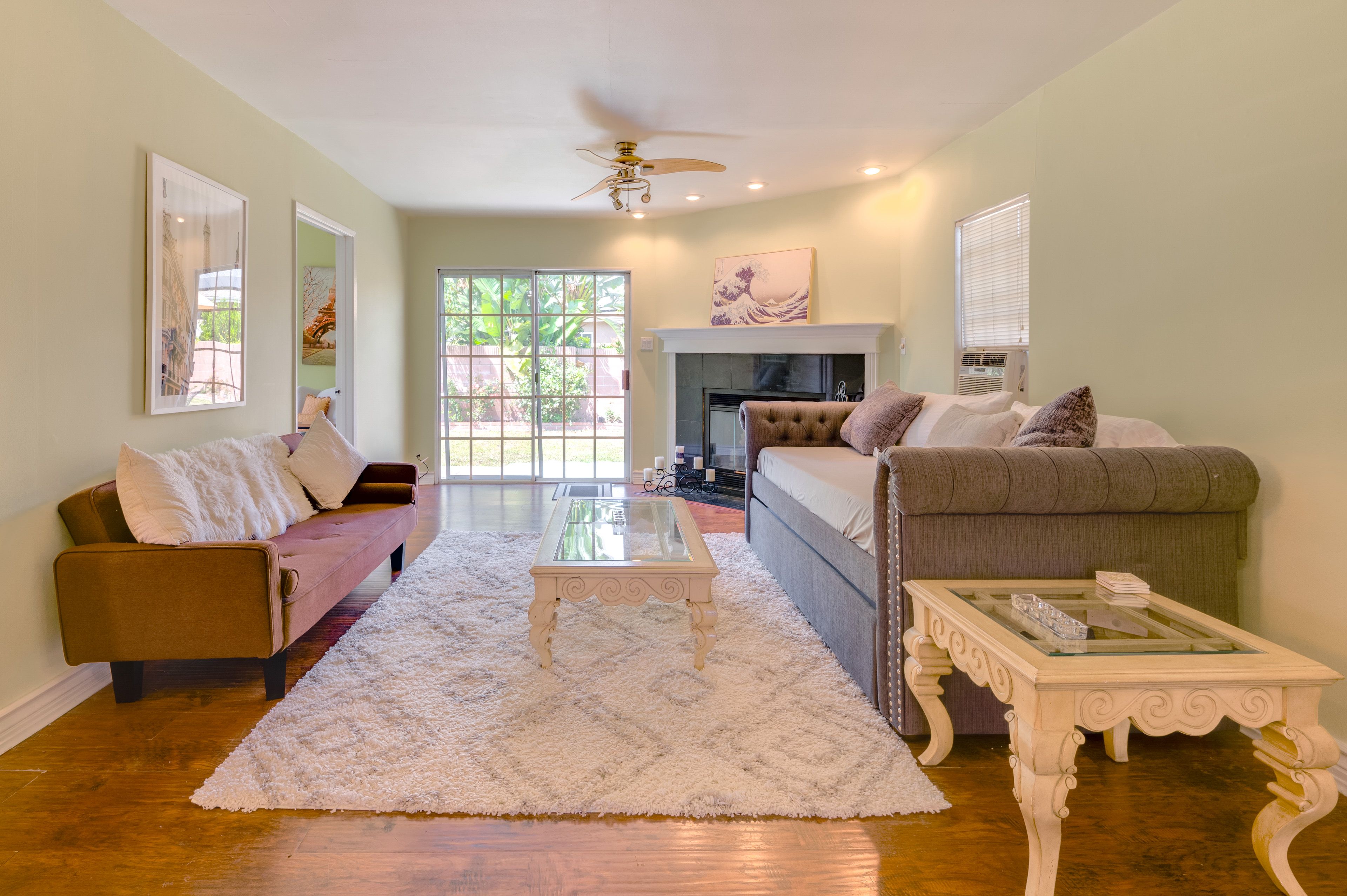 Living Room | Full Daybed w/ Twin Trundle