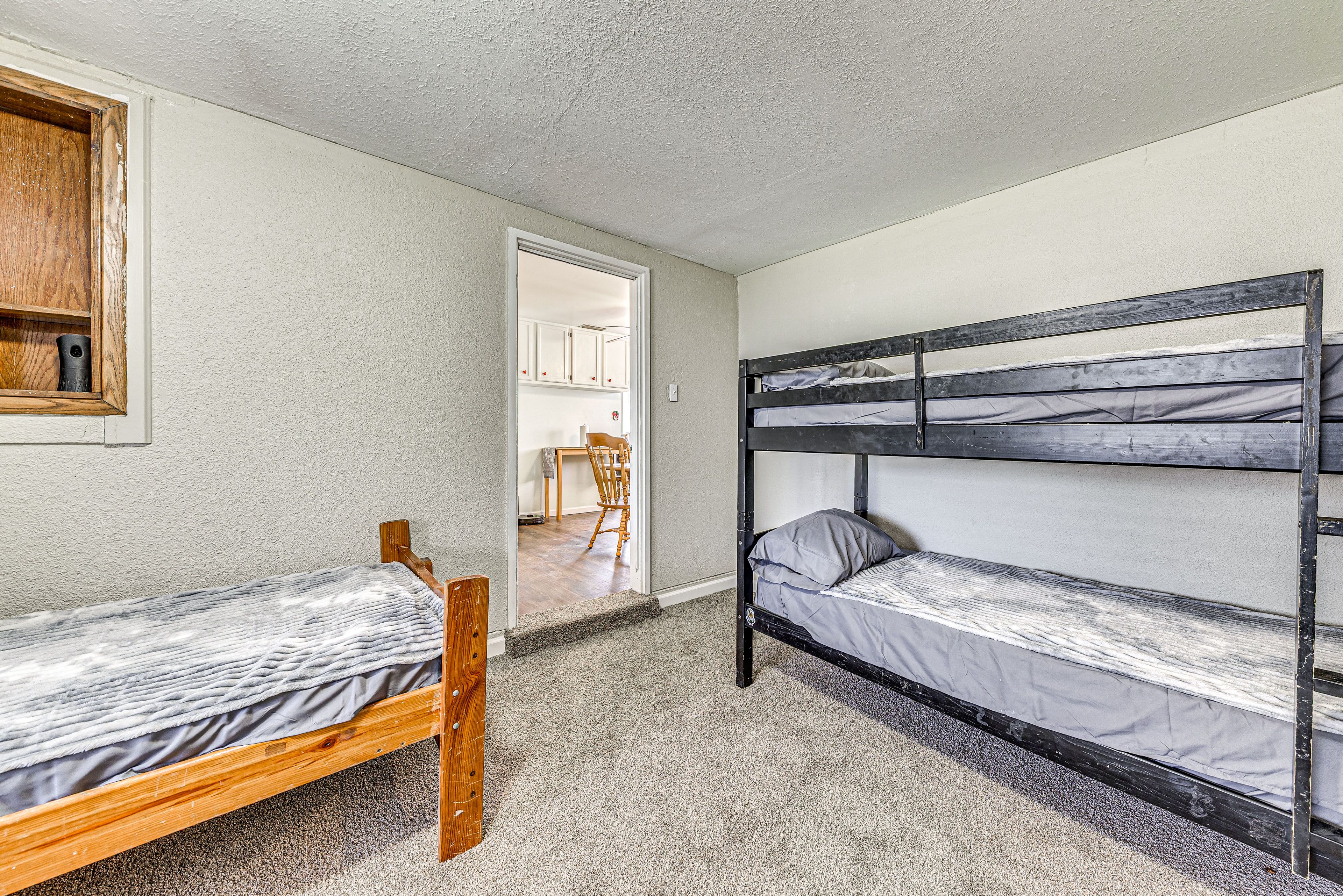 Bedroom 5 | Twin Bunk Bed | 2 Twin Beds | Linens Provided