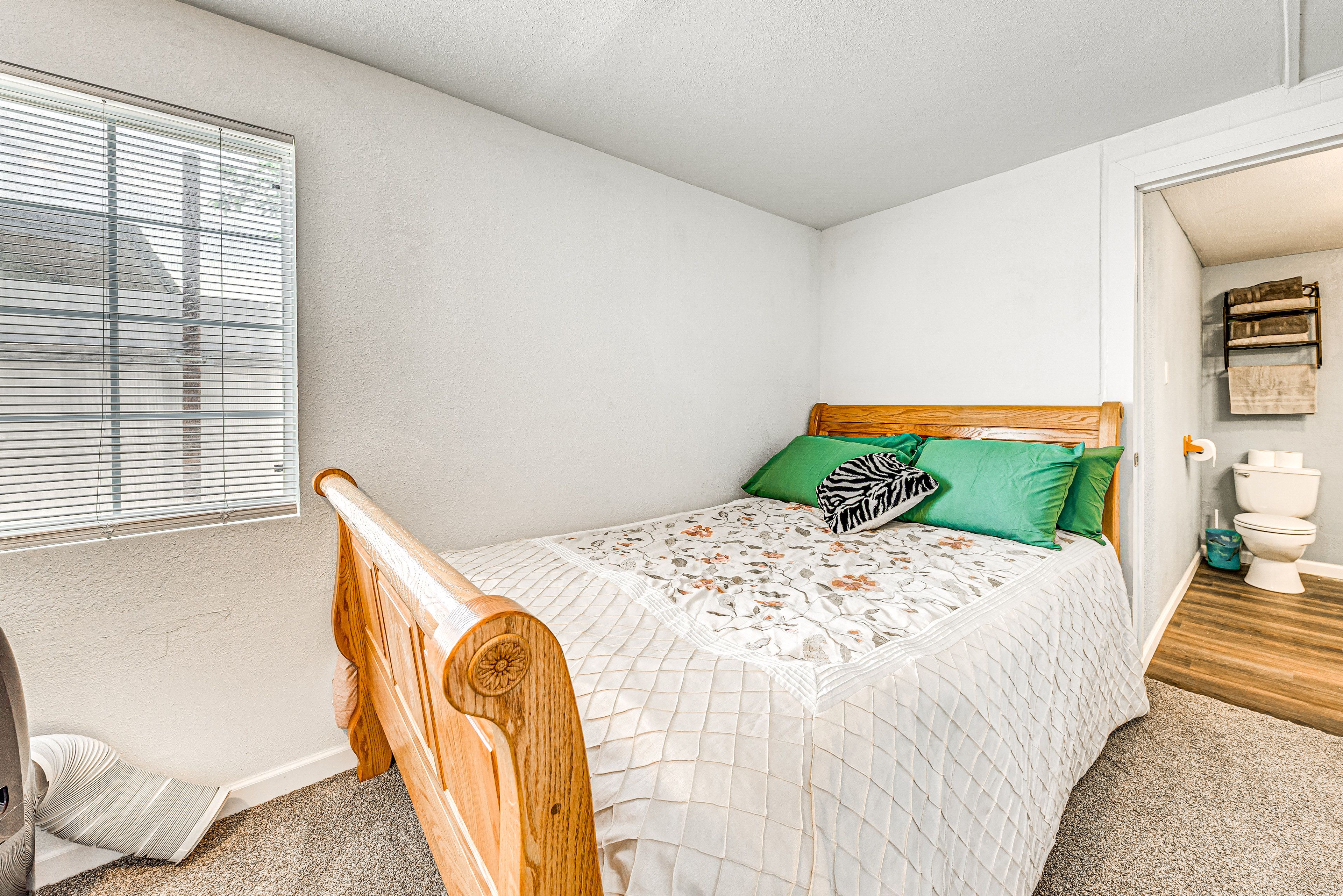 Bedroom 2 | Queen Bed | Linens Provided