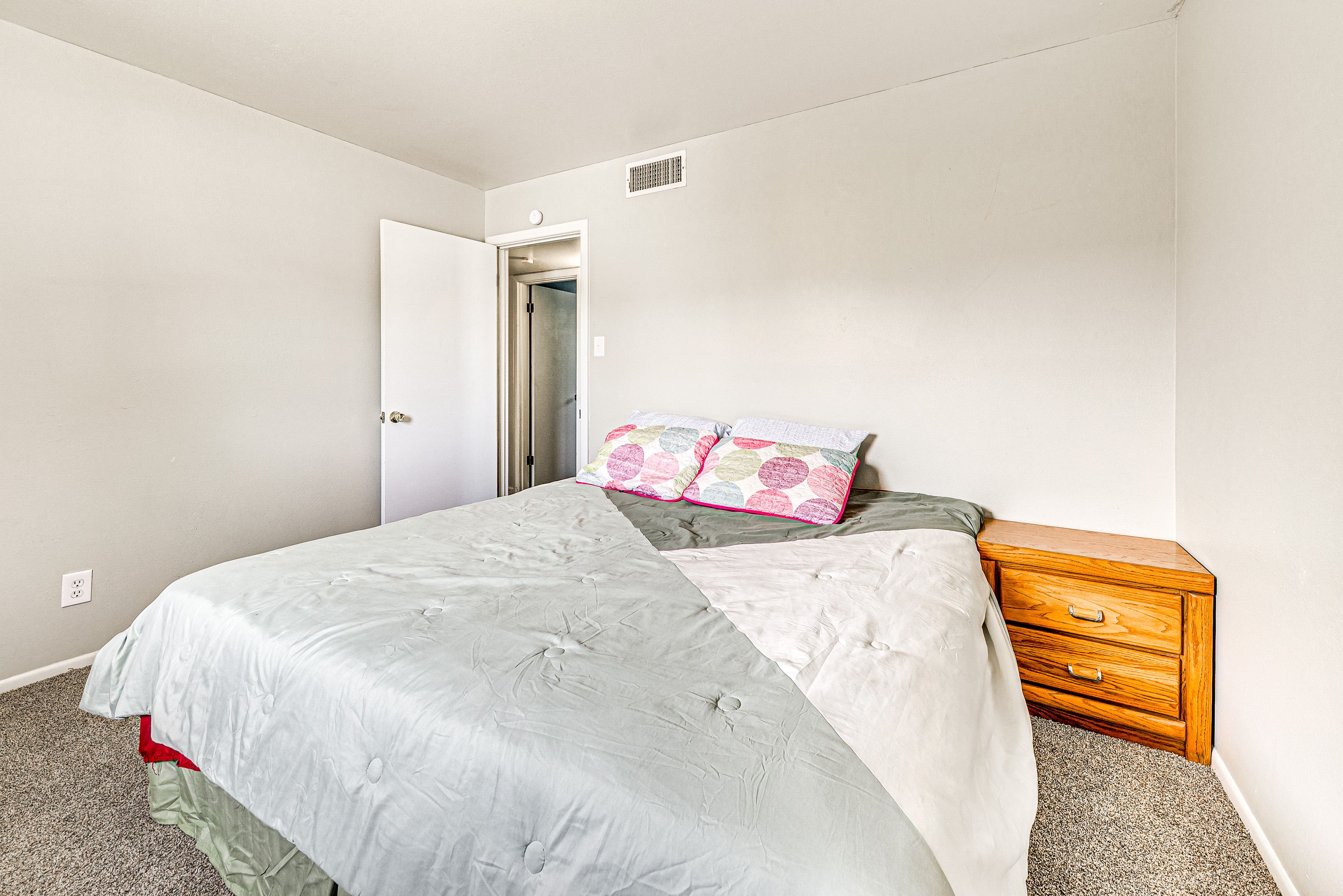 Bedroom 4 | Queen Bed | Linens Provided