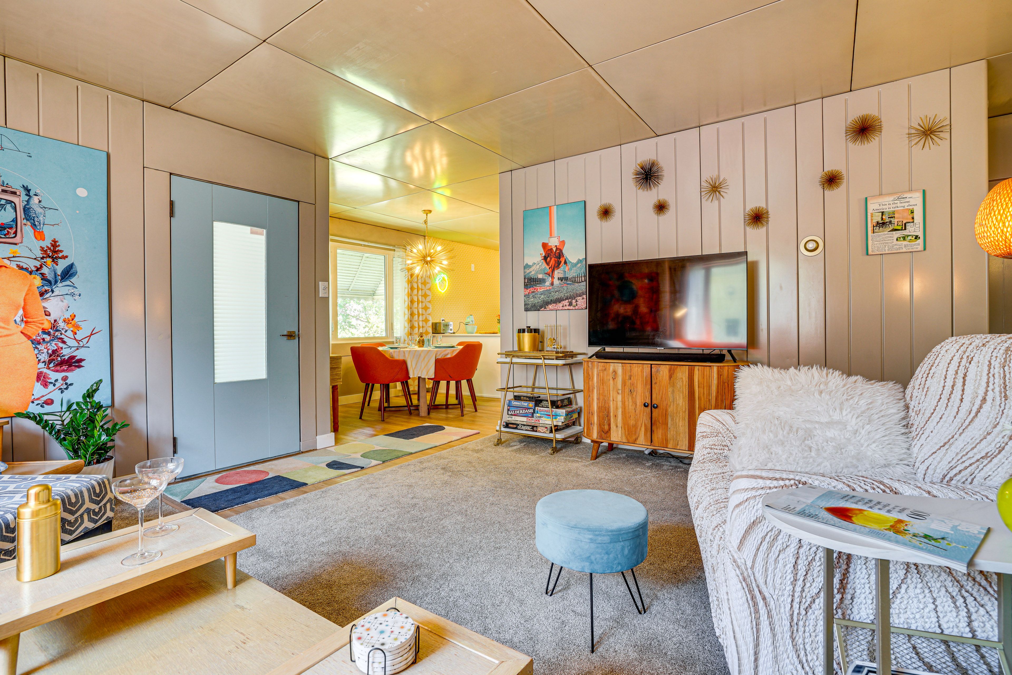 Minneapolis Vacation Rental | 2BR | 1BA | 1,000 Sq Ft | 2 Steps Required