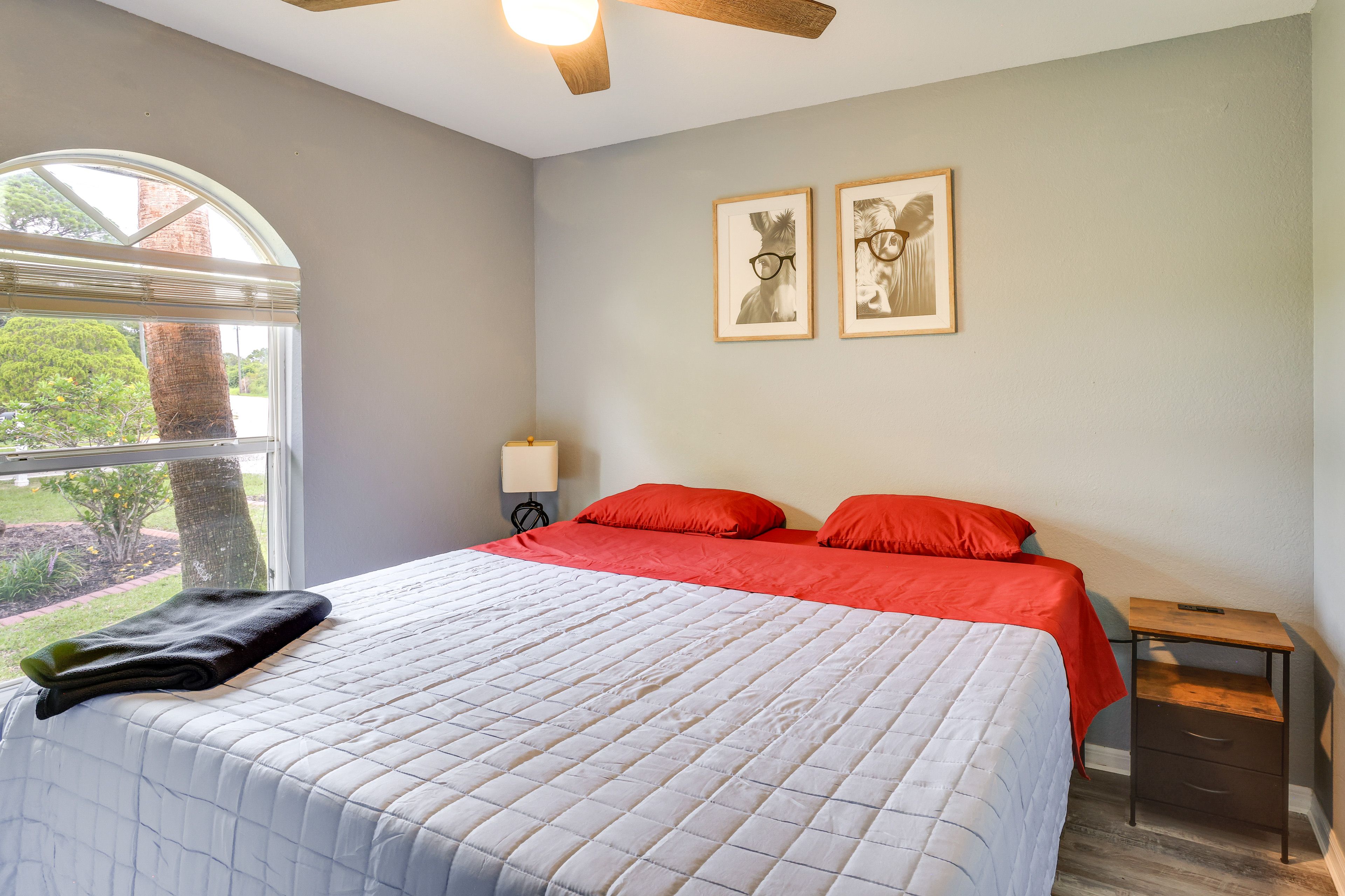 Bedroom 3 | King Bed | Smart TV