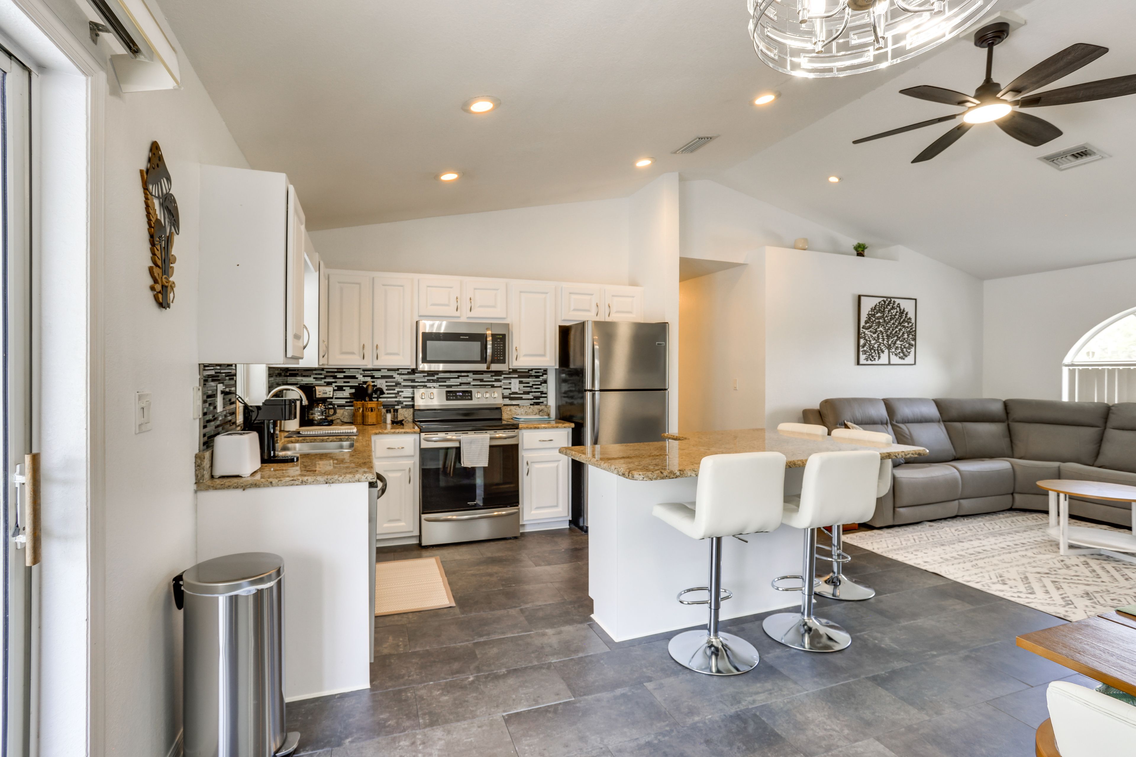 Kitchen | Cooking Basics | Breakfast Bar | Keurig & Drip Coffee Makers