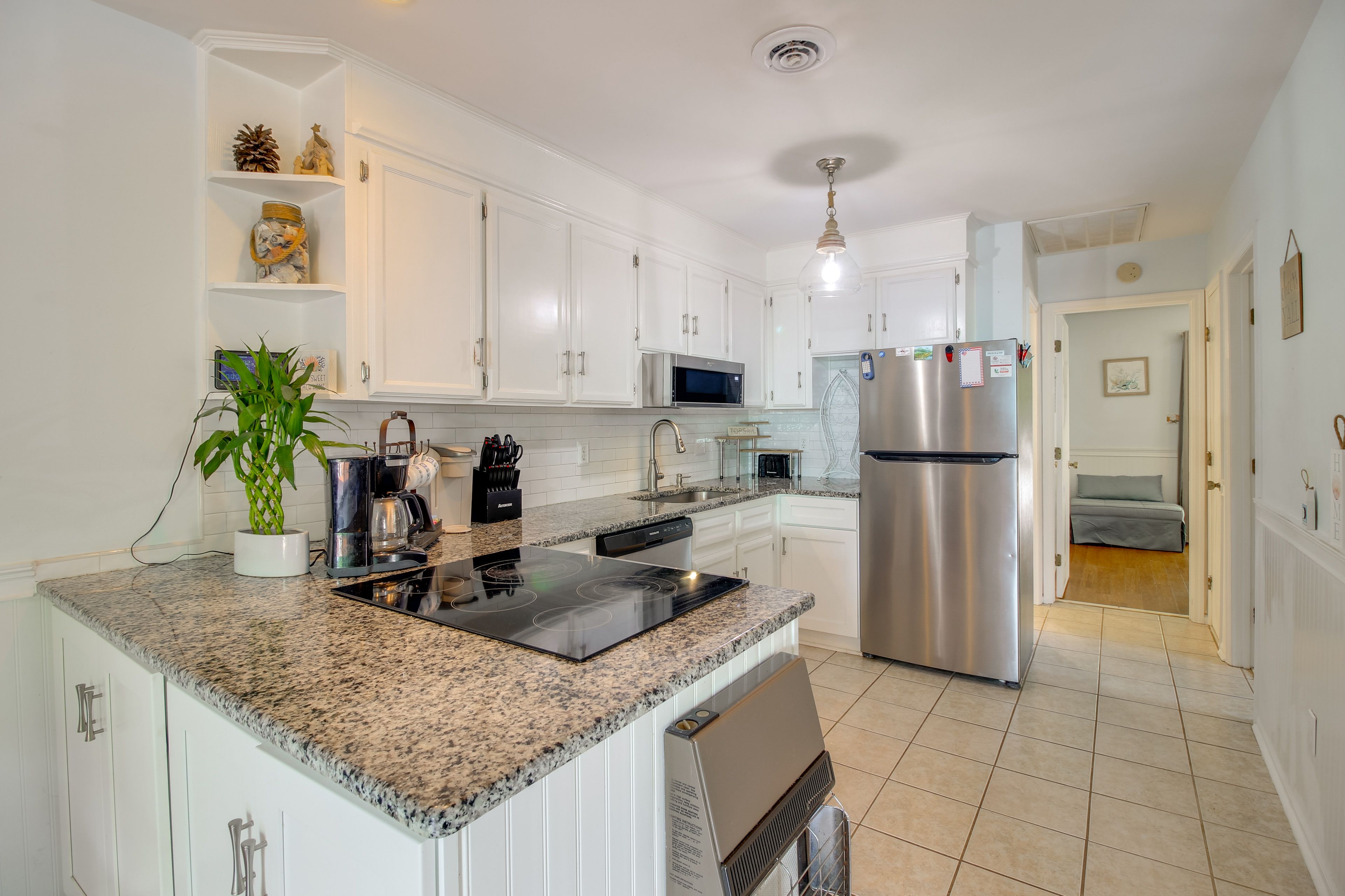 Kitchen | Keurig & Drip Coffee Makers | Blender | Toaster | Cooking Basics