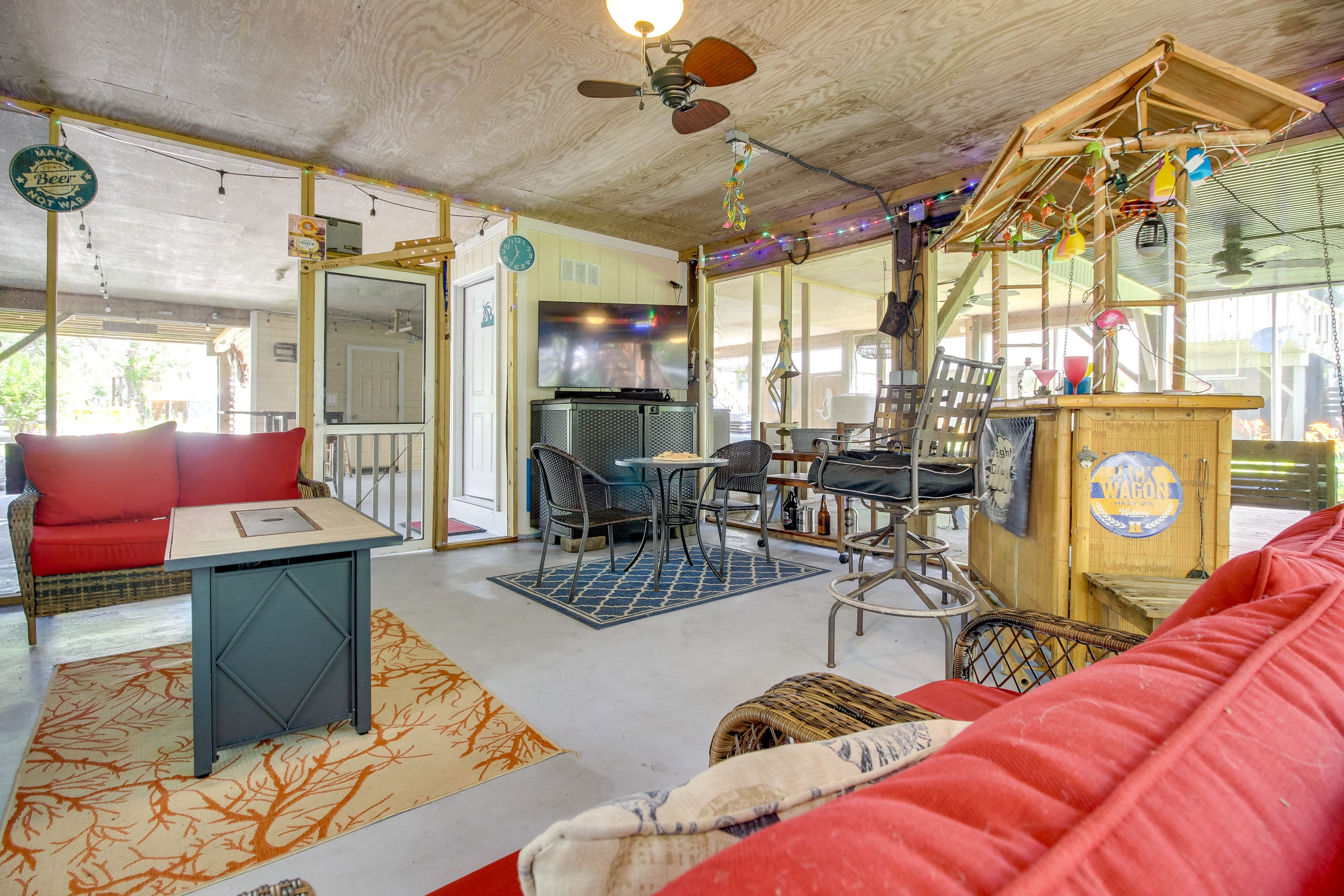 North Topsail Beach Vacation Rental | 3BR | 3BA | 1,000 Sq Ft | Stairs Required