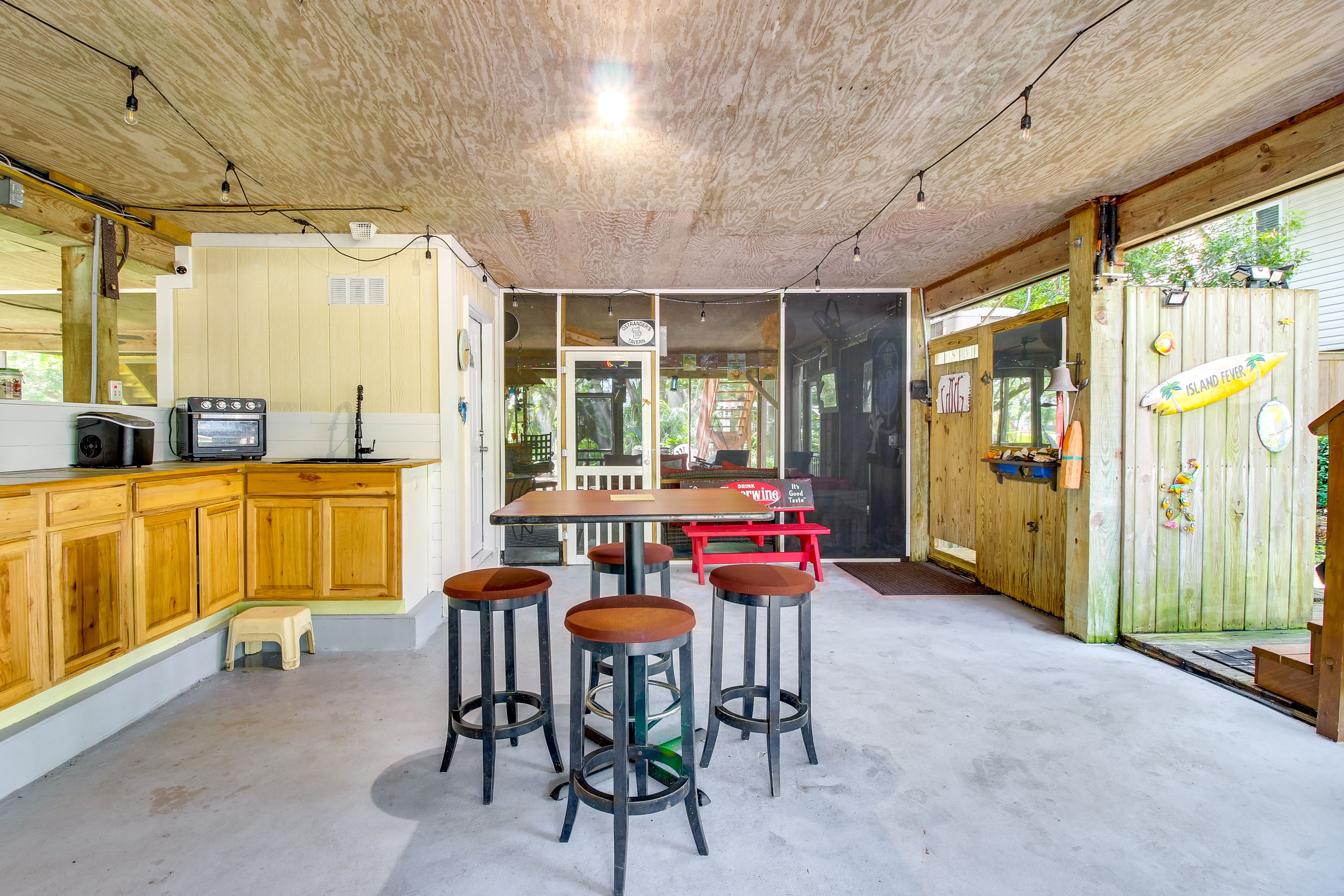 Patio | Outdoor Kitchen