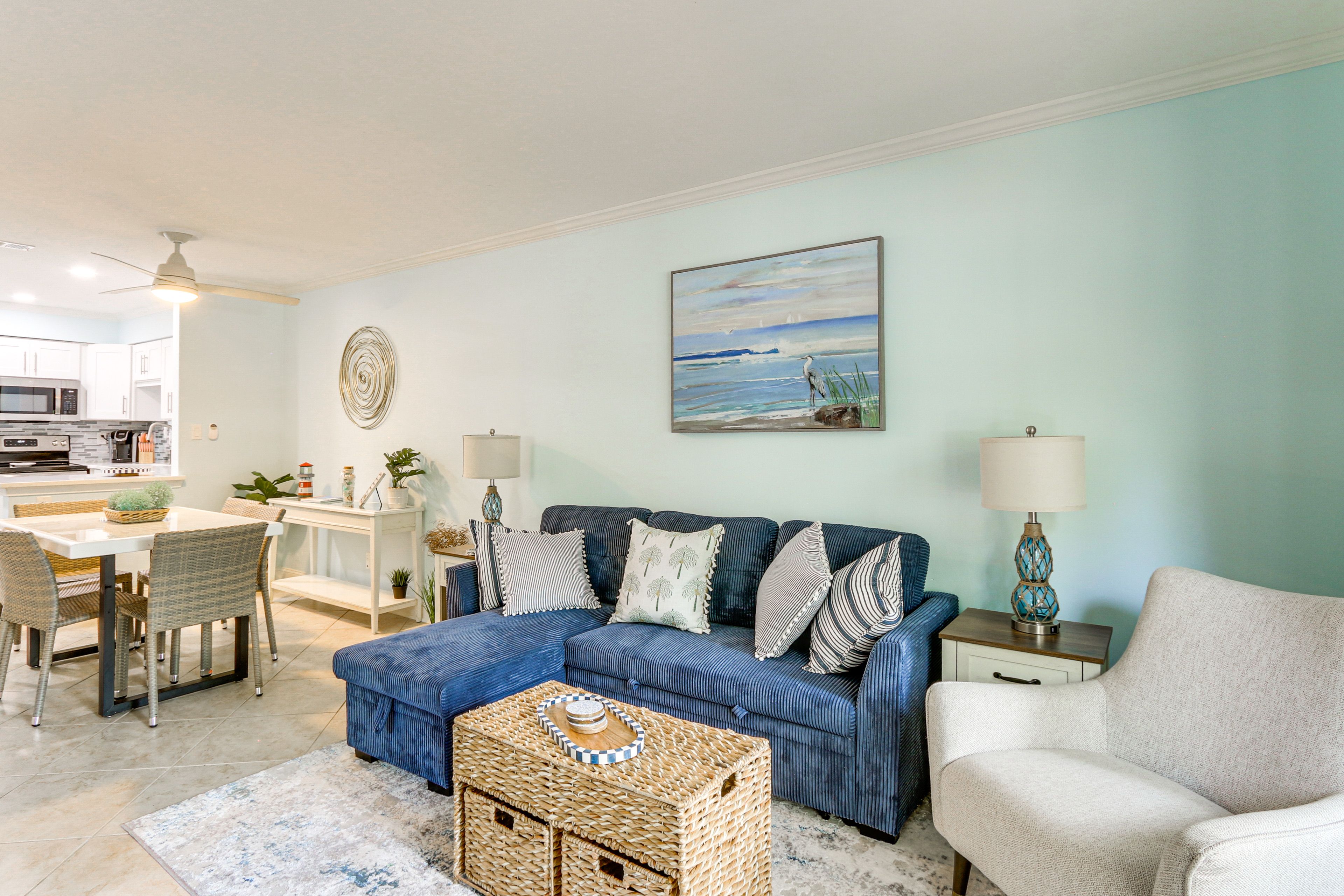 Living Room | Smart TV | Board Games | Free WiFi | Full Sleeper Sofa