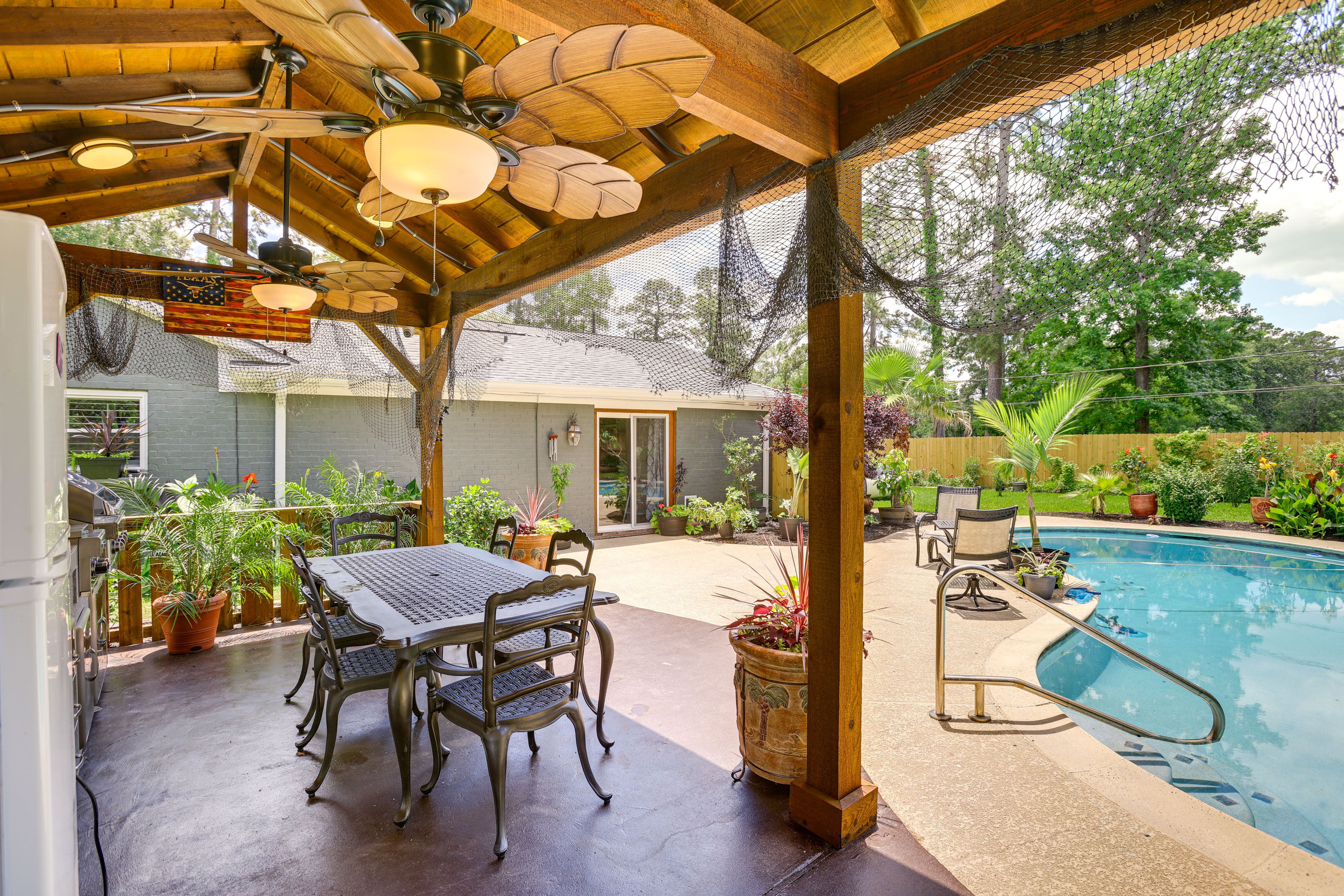 Patio | Dining Area