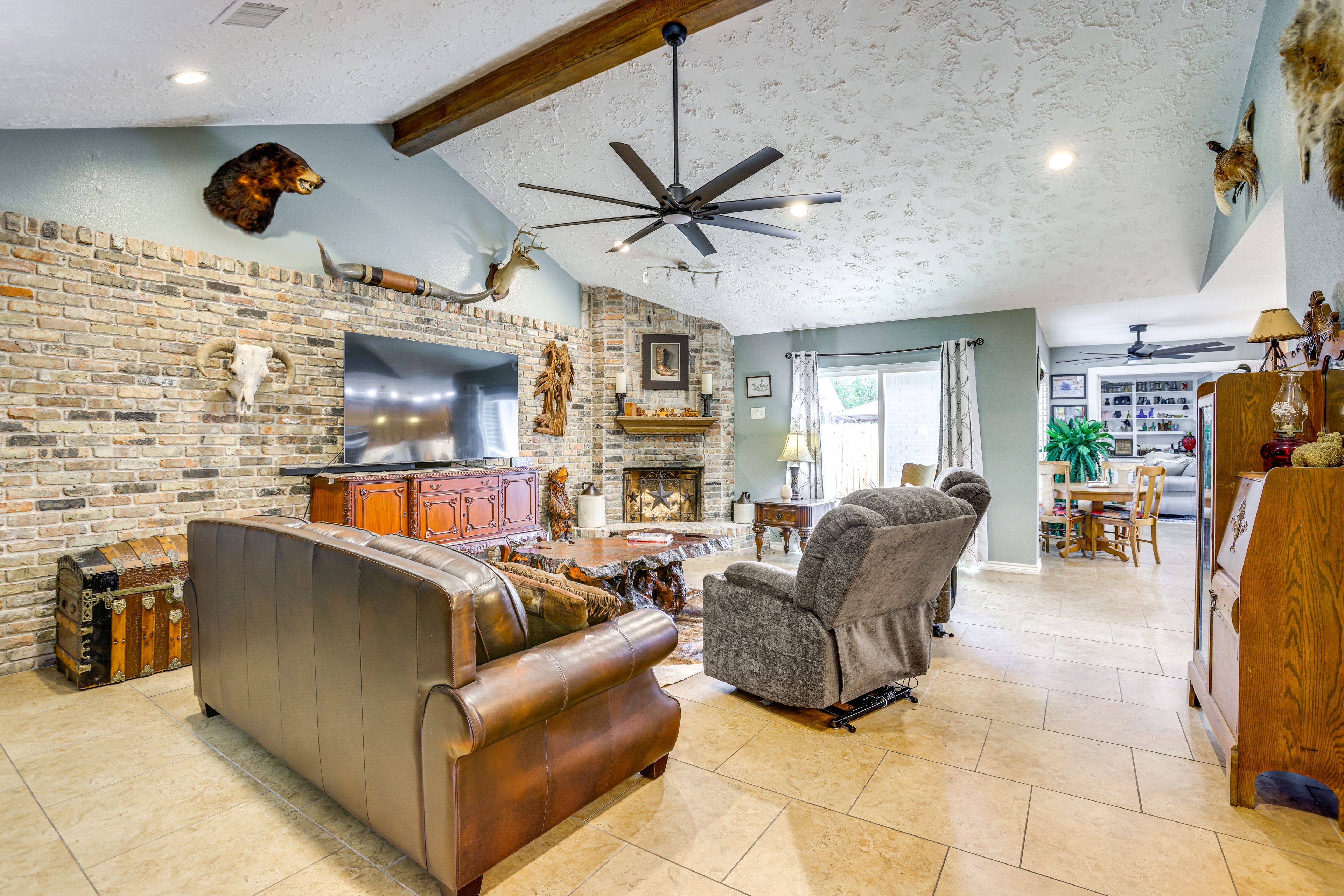 Family Room | Single-Story Home | 75" Smart TV | Queen Sleeper Sofa