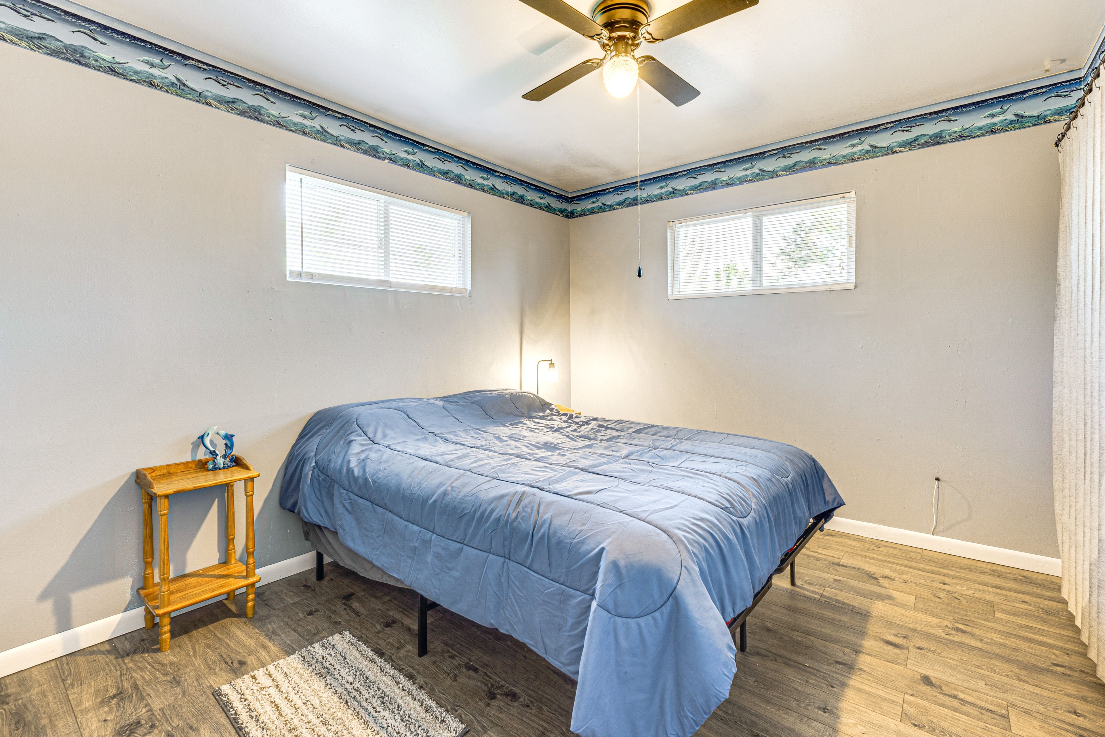 Bedroom 2 | Queen Bed
