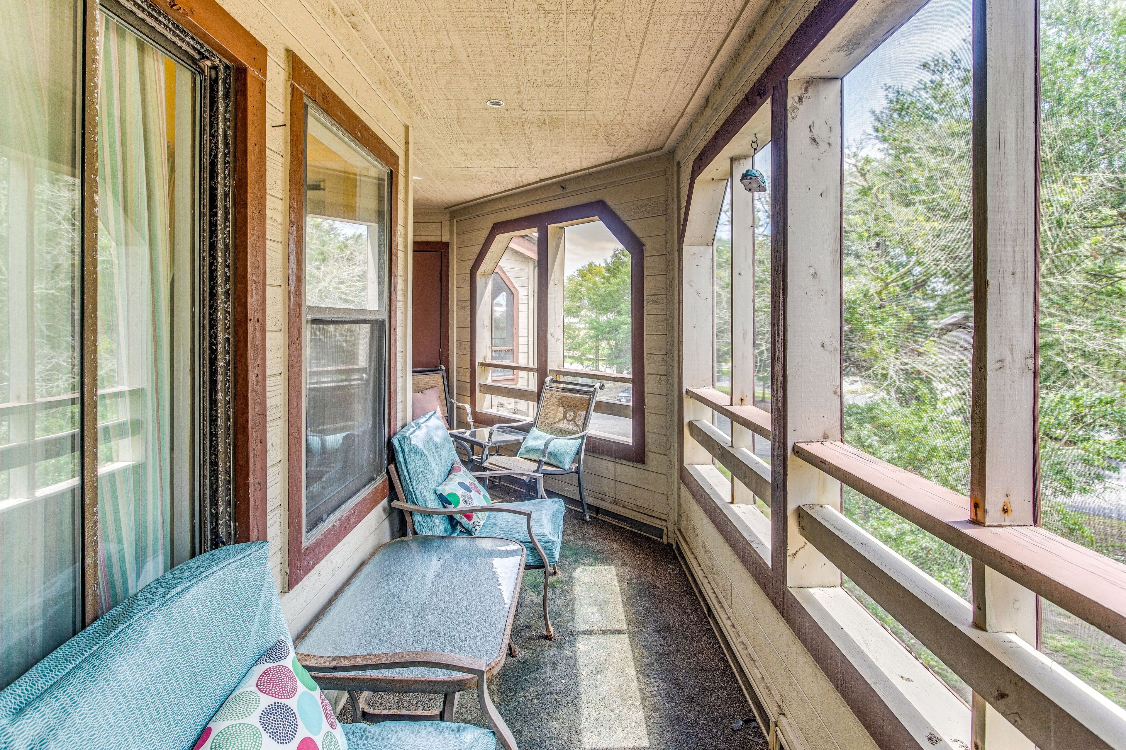 Balcony | Gas Grill