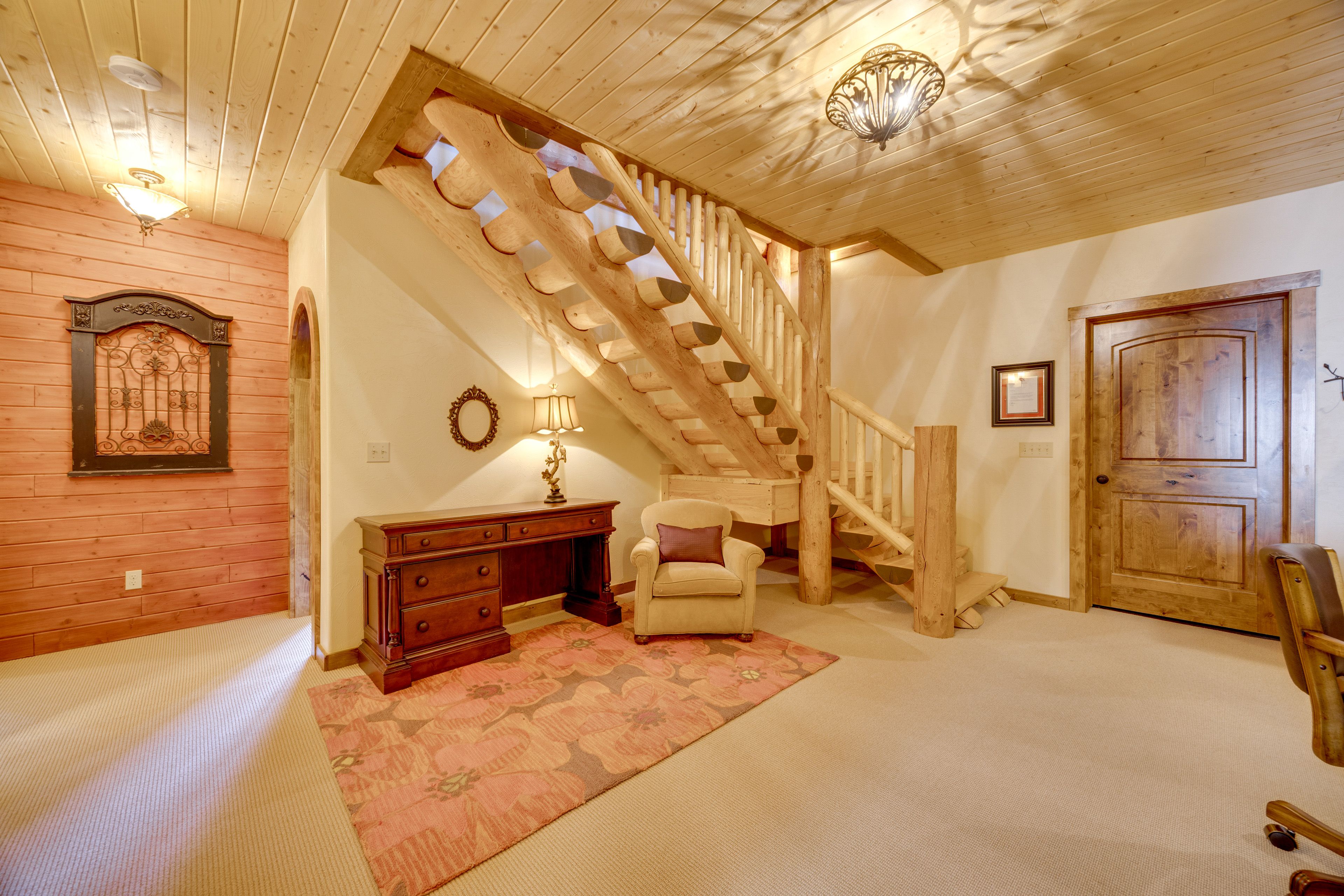 Recreation Room | Lower Level | Poker Table