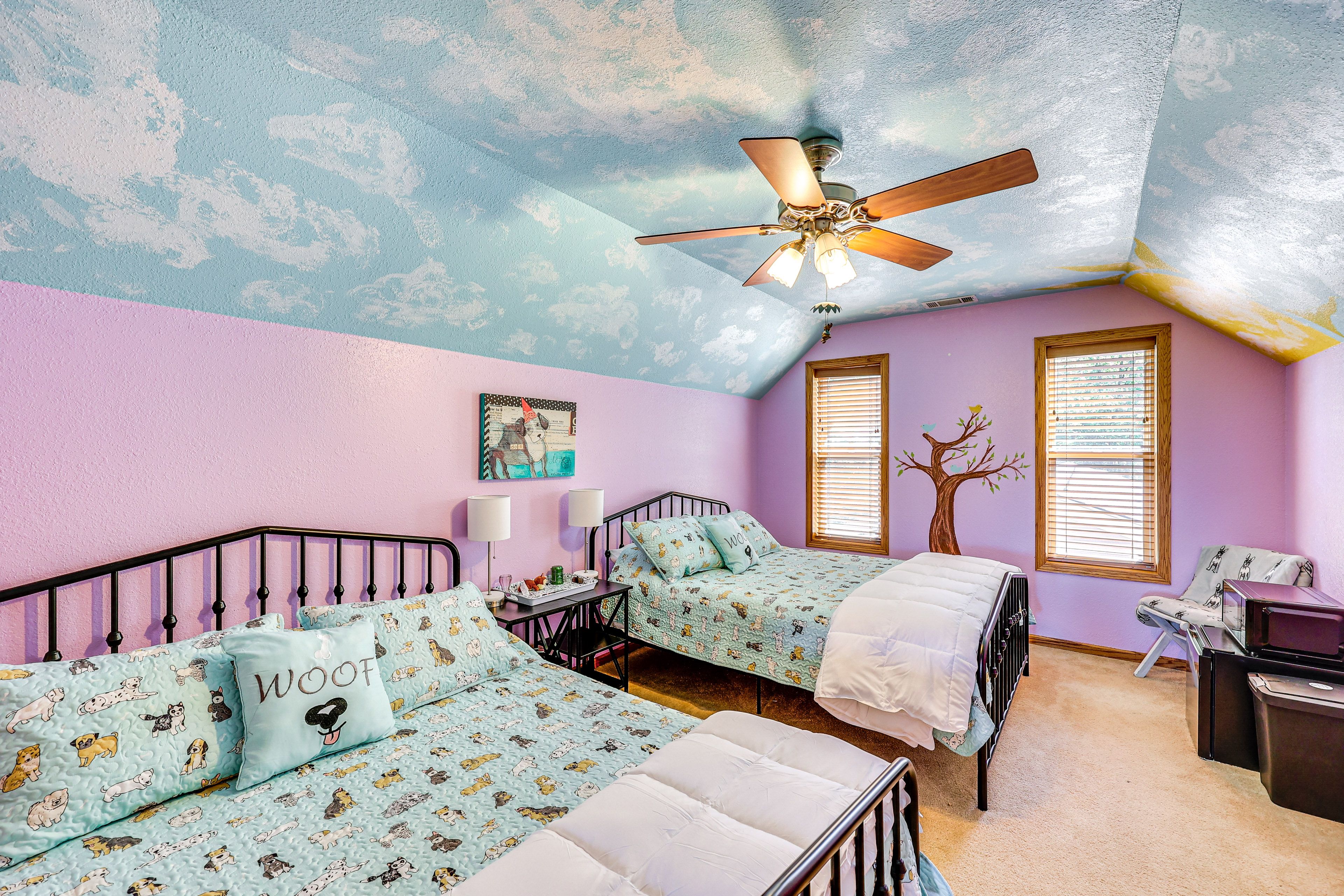 Bedroom 3 | 2nd Floor | 2 Queen Beds | Smart TV w/ Cable