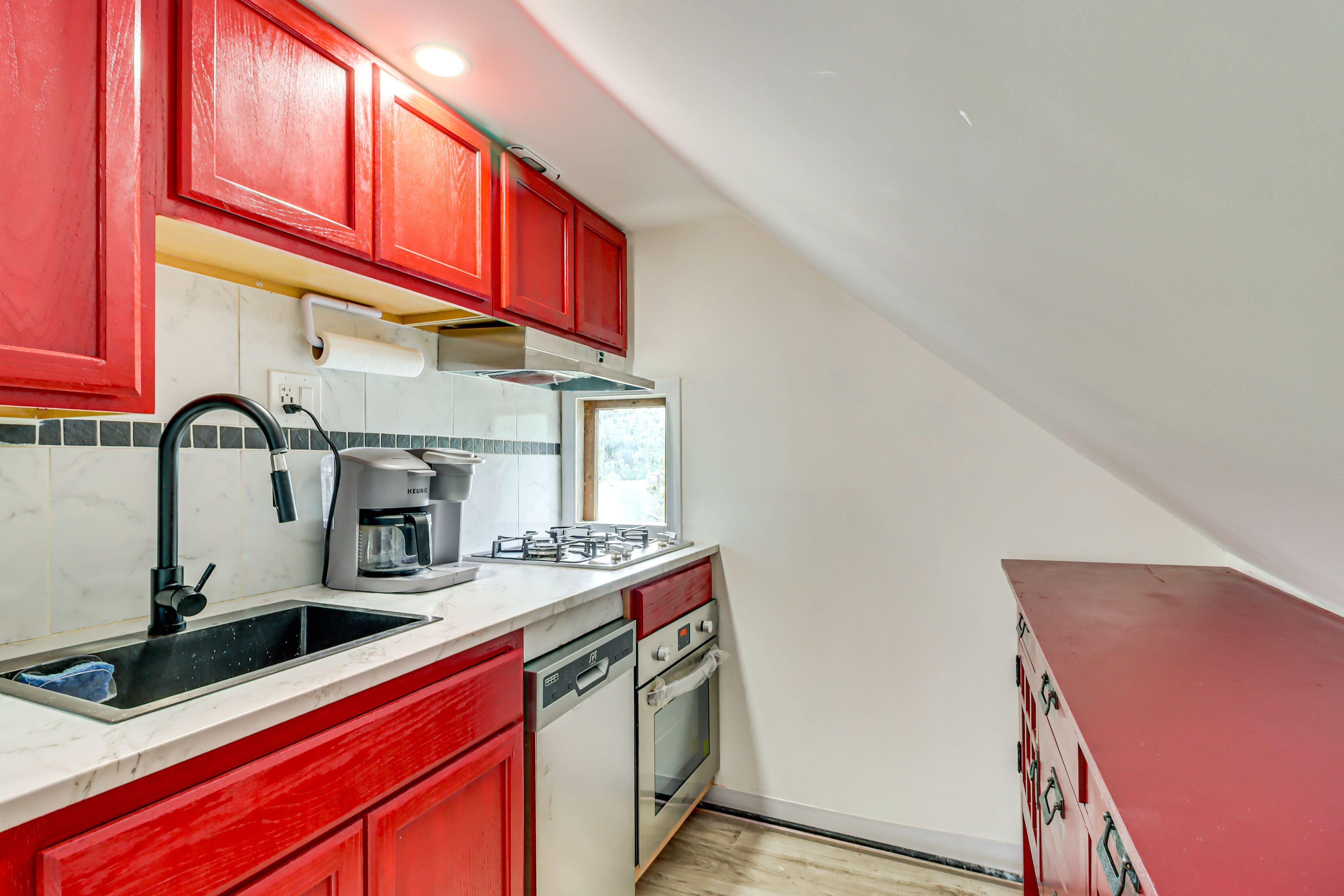 Kitchen | Dishwasher