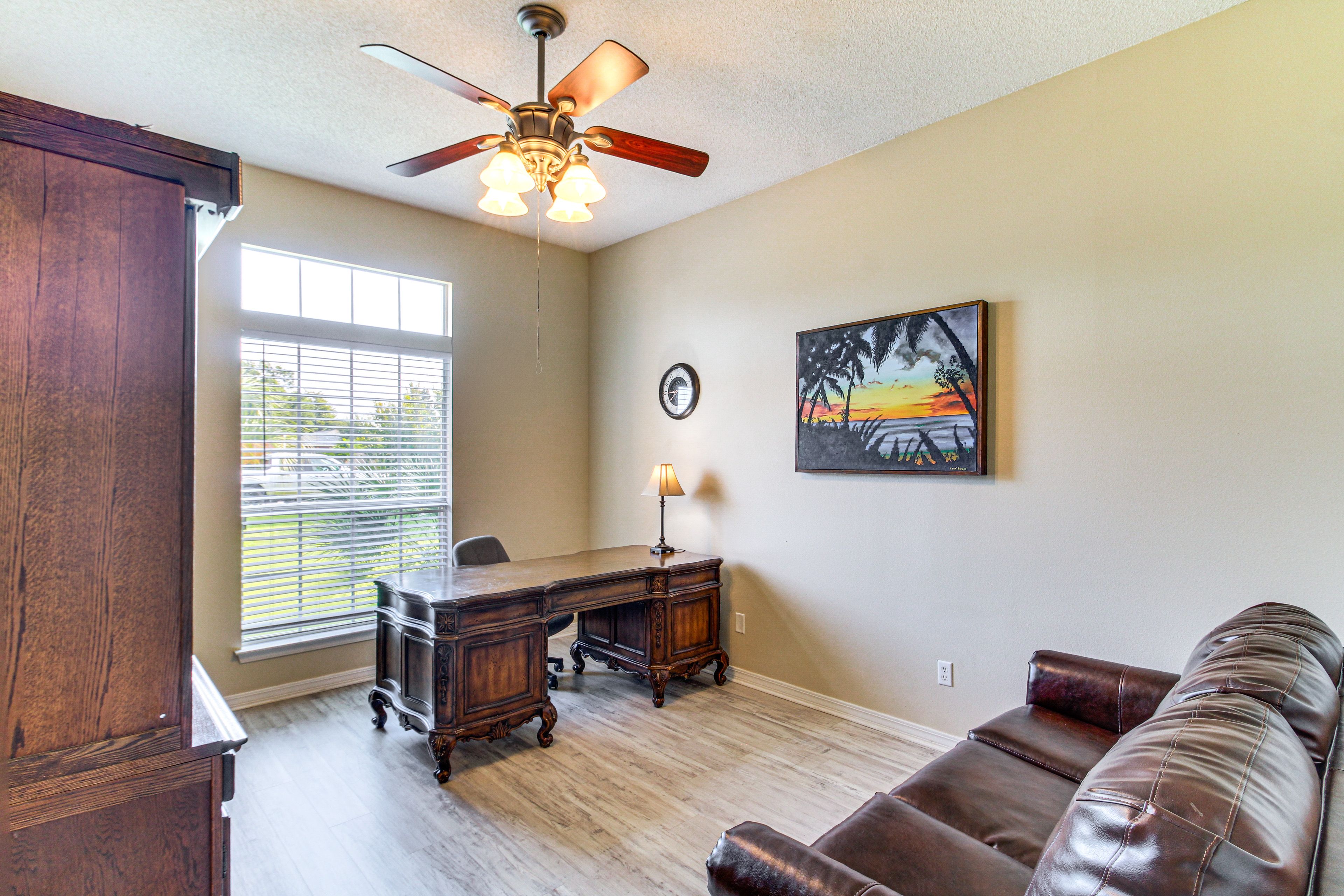 Office | Desk Workspace | Full Sleeper Sofa