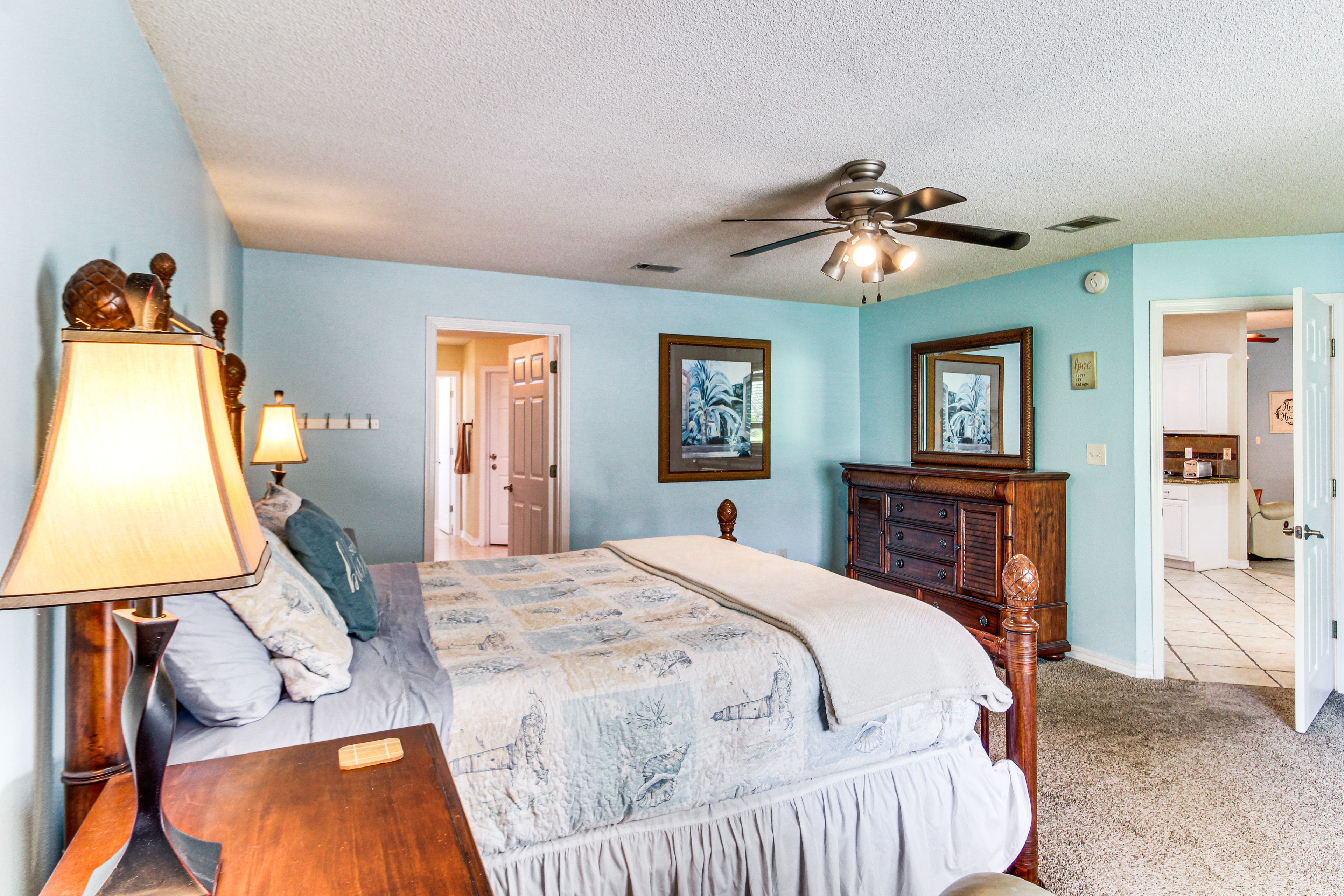Bedroom 1 | King Bed | Linens Provided