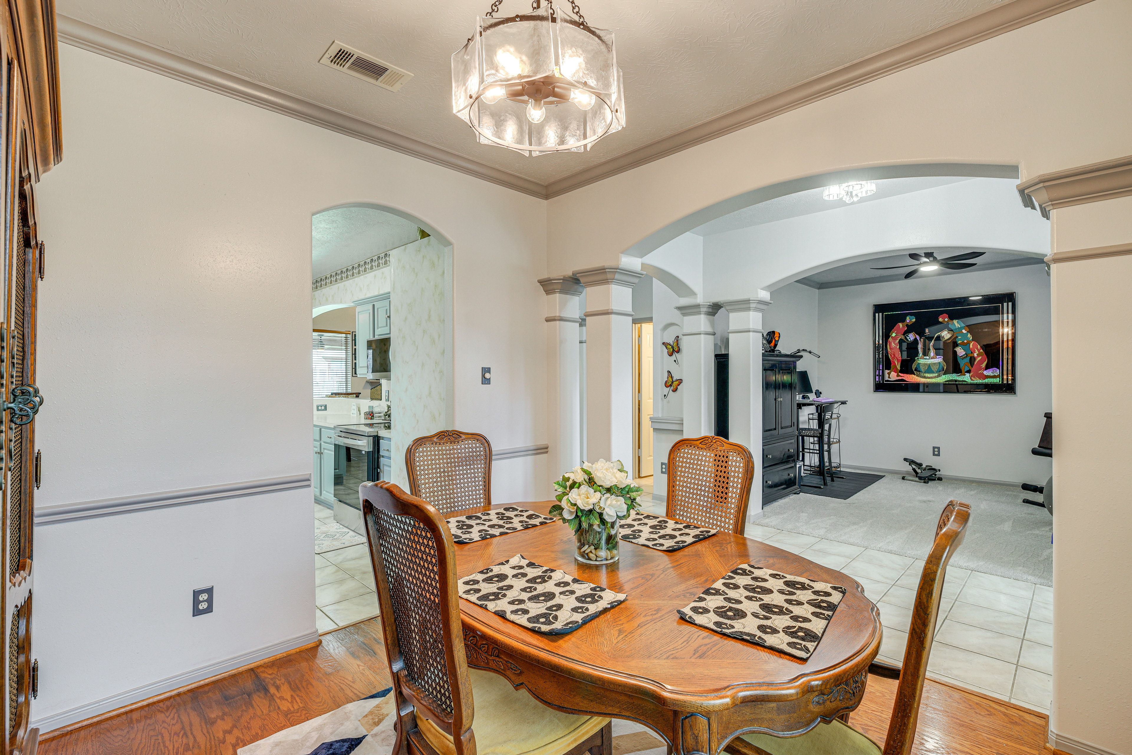 Dining Area | 1st Floor