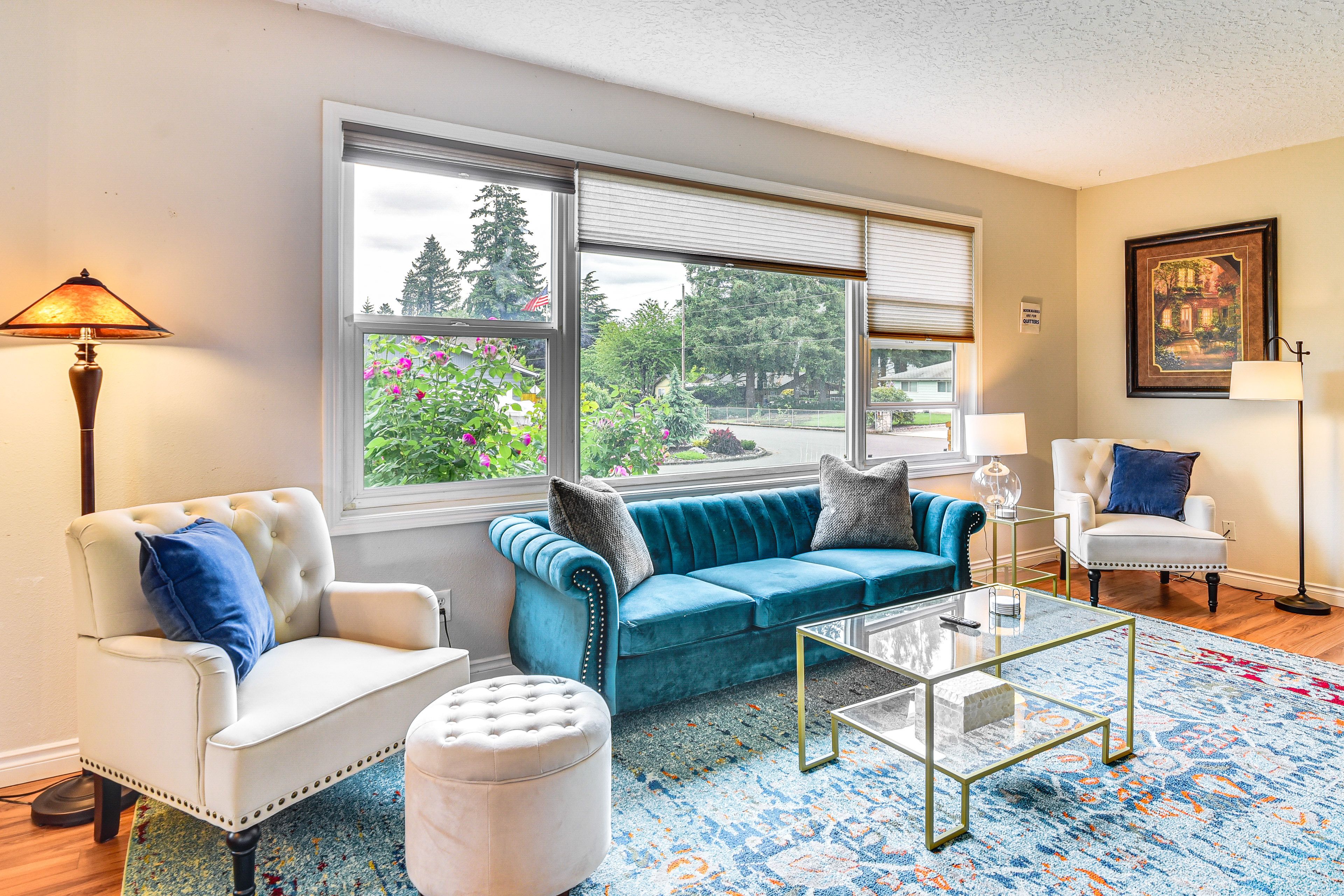 Living Room | Free WiFi | Roku TV | Central Heat | Window A/C Units