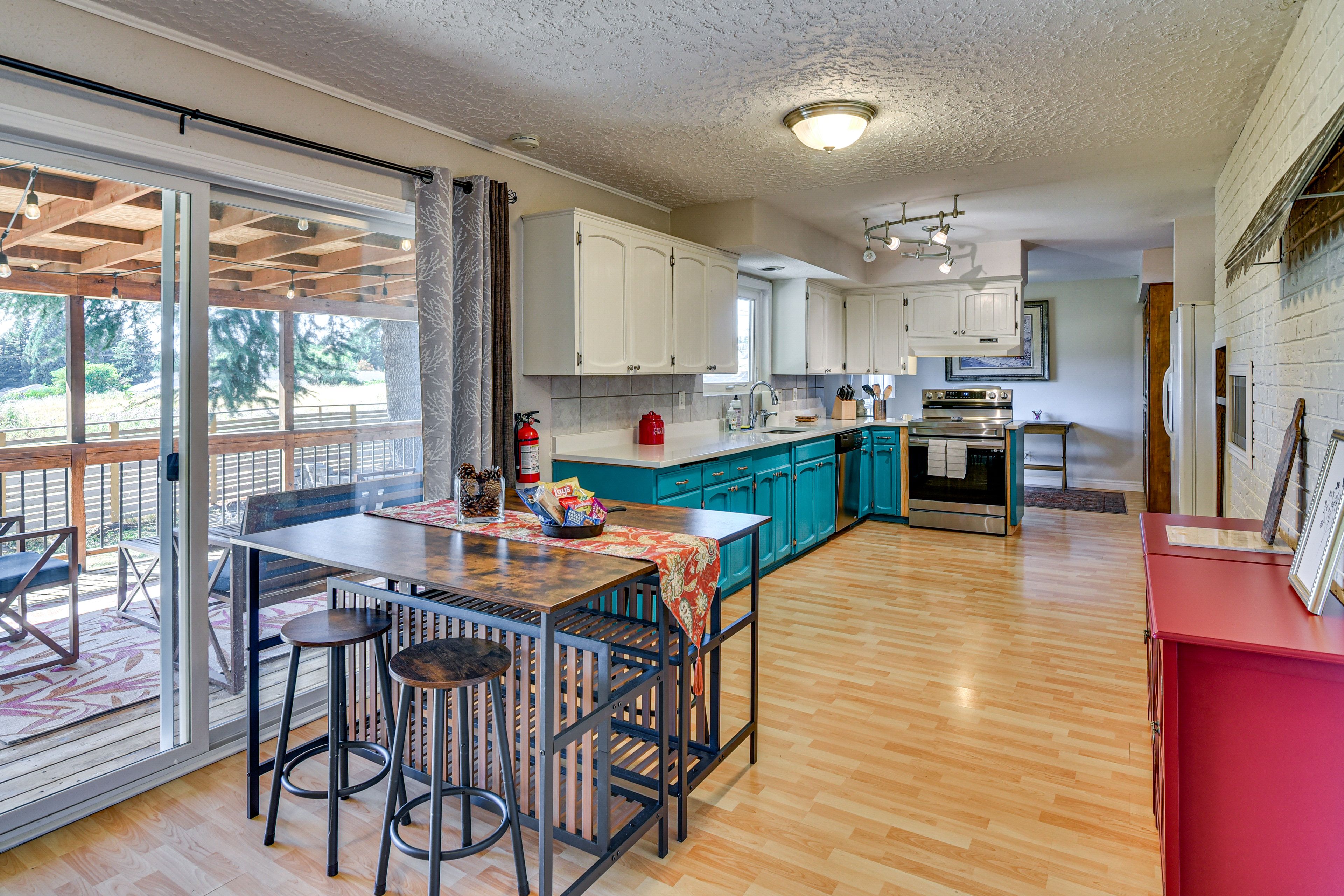 Kitchen | Coffee Bar