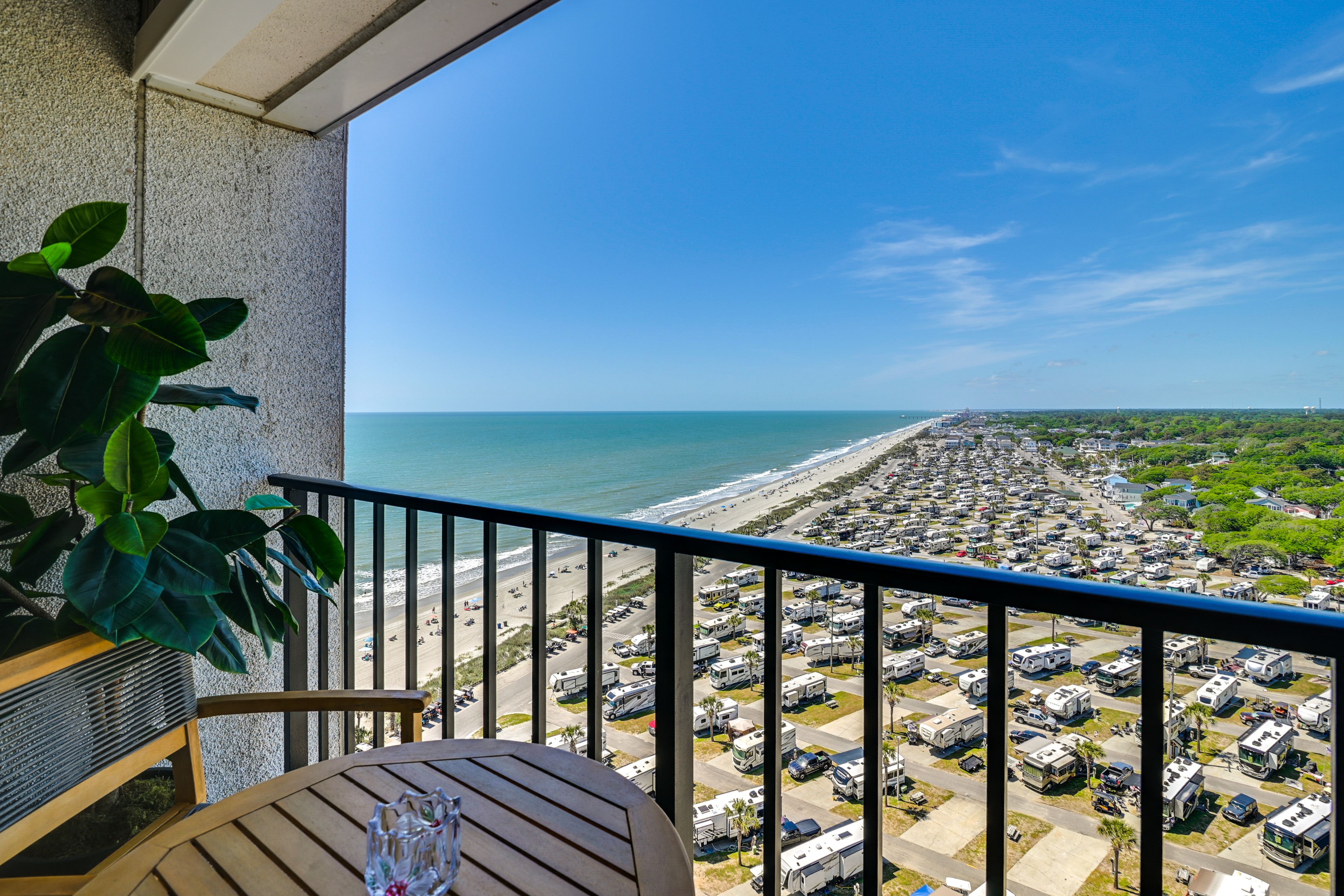 Myrtle Beach Vacation Rental | Studio | 1BA | 500 Sq Ft | 2 Steps Required