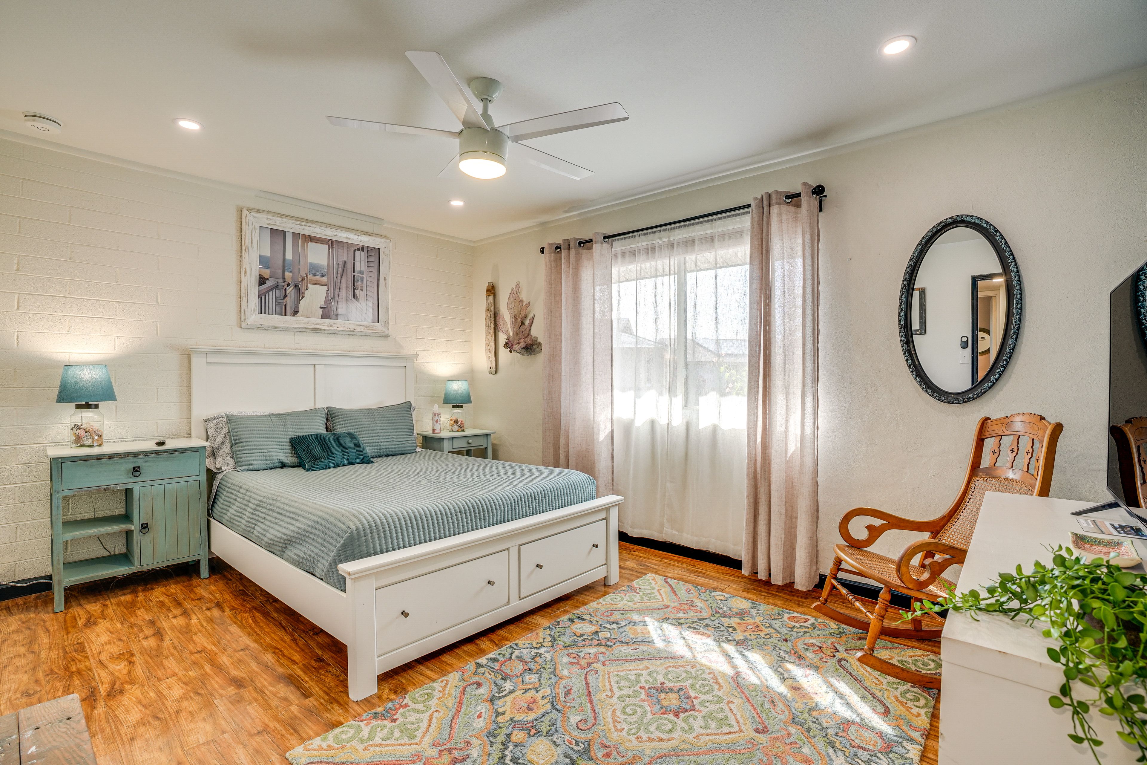 Bedroom 1 | Queen Bed | Linens Provided