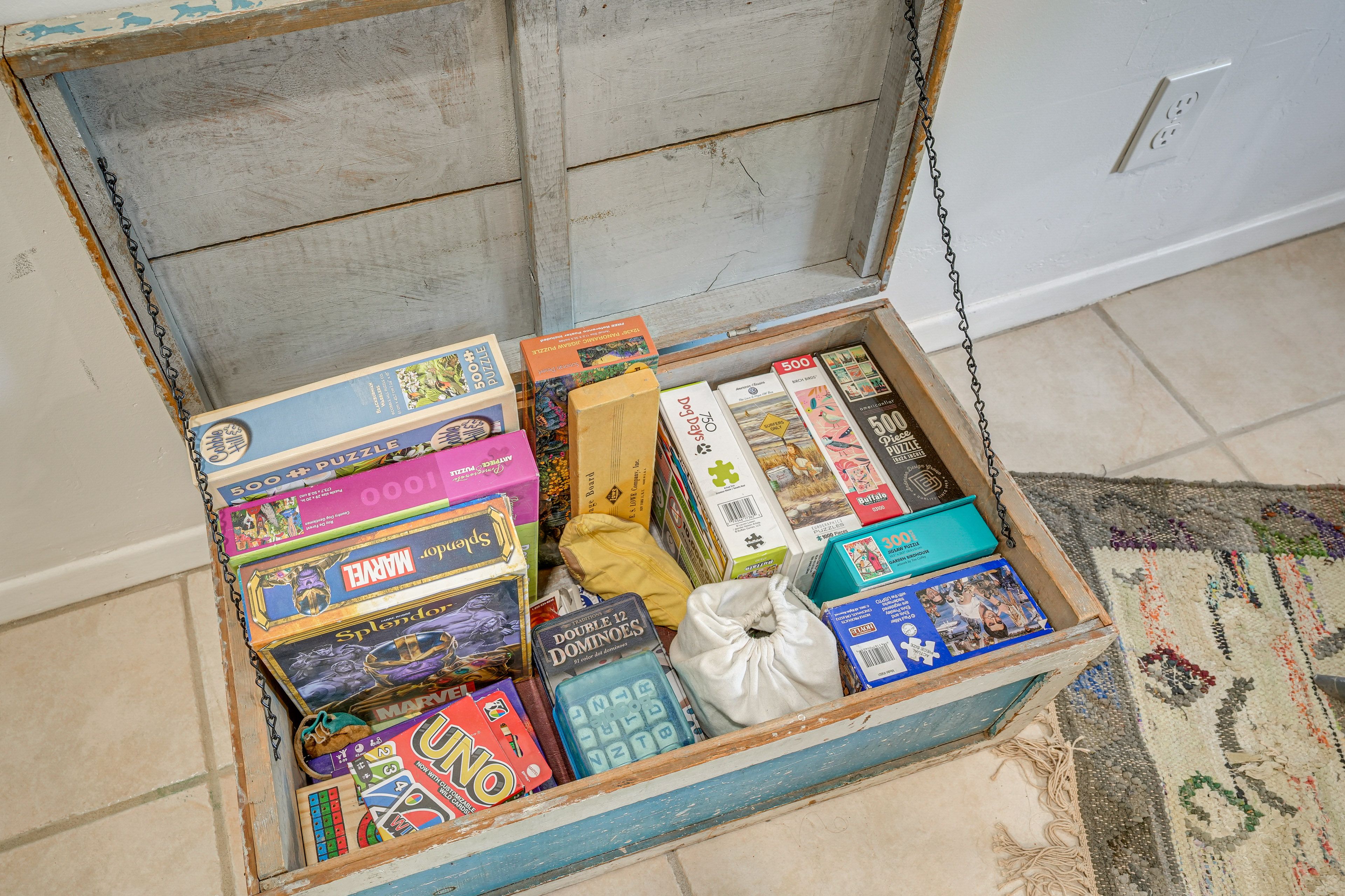 Board Games & Puzzles