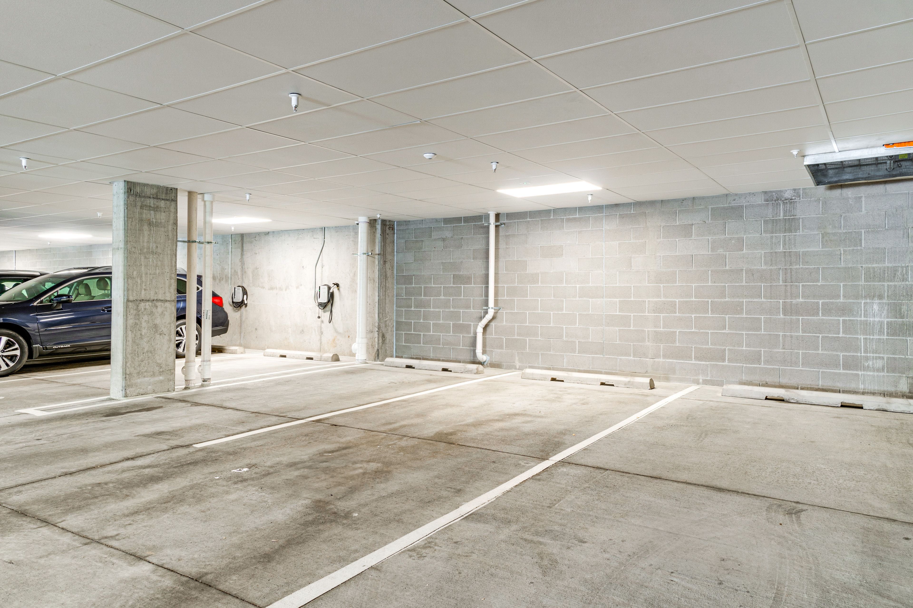 Parking | Community Garage (1 Vehicle) | 9 Confluence Parking Spaces